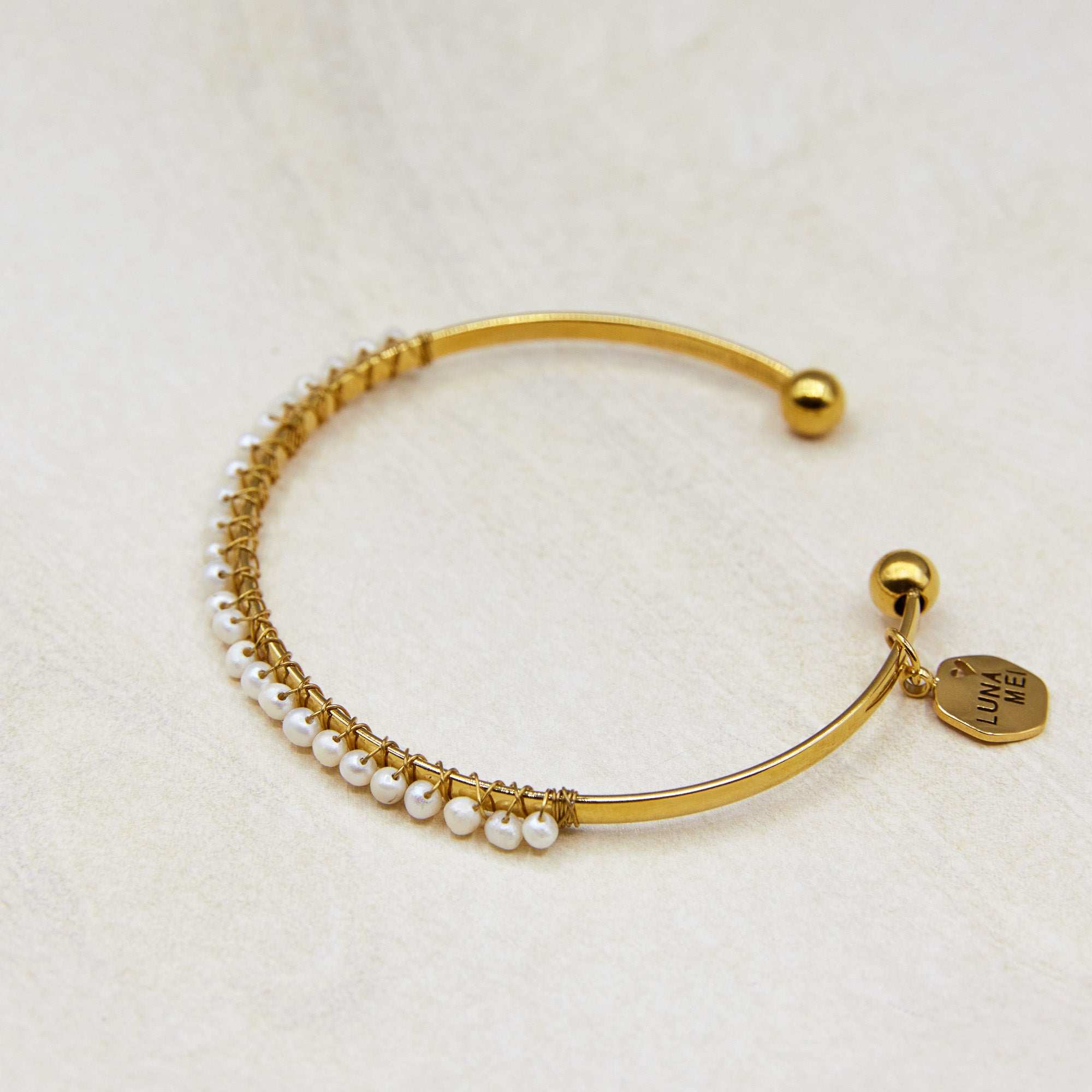Lune Cuff in Gold