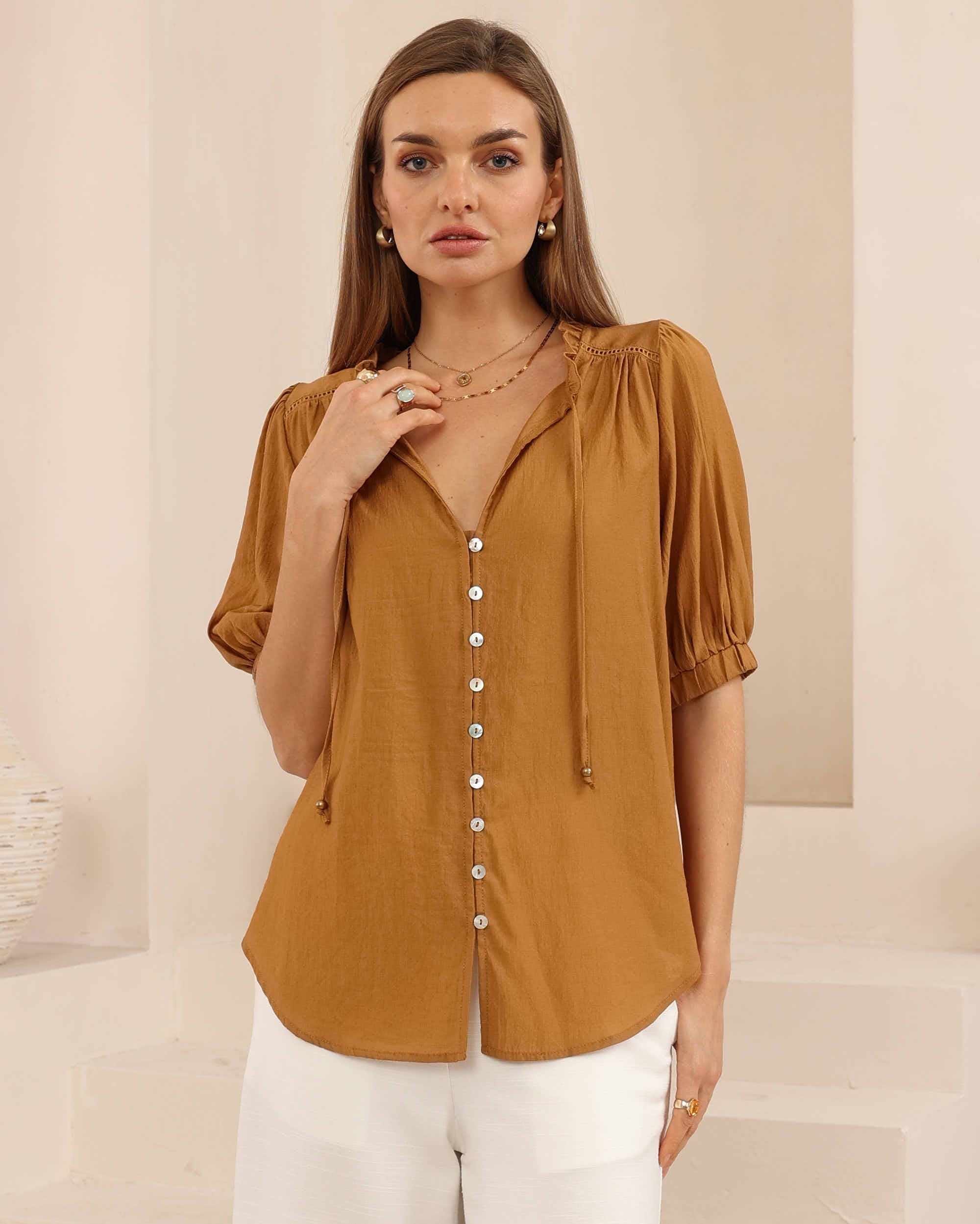 Lindy Blouse Tan
