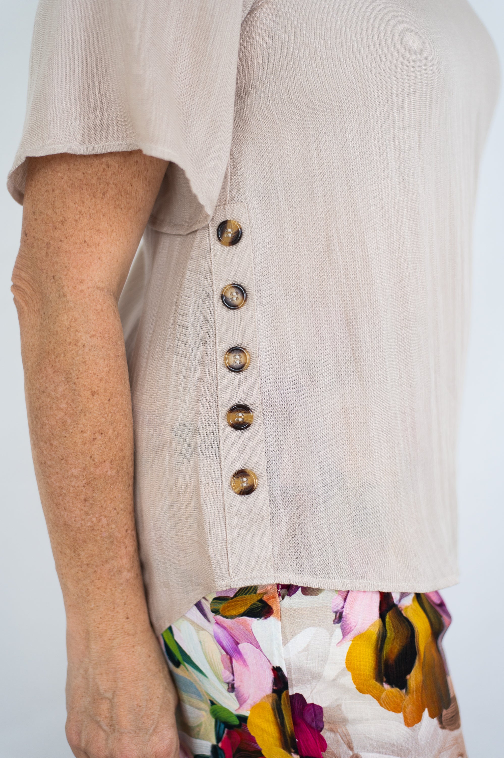 Milli Button Side Top