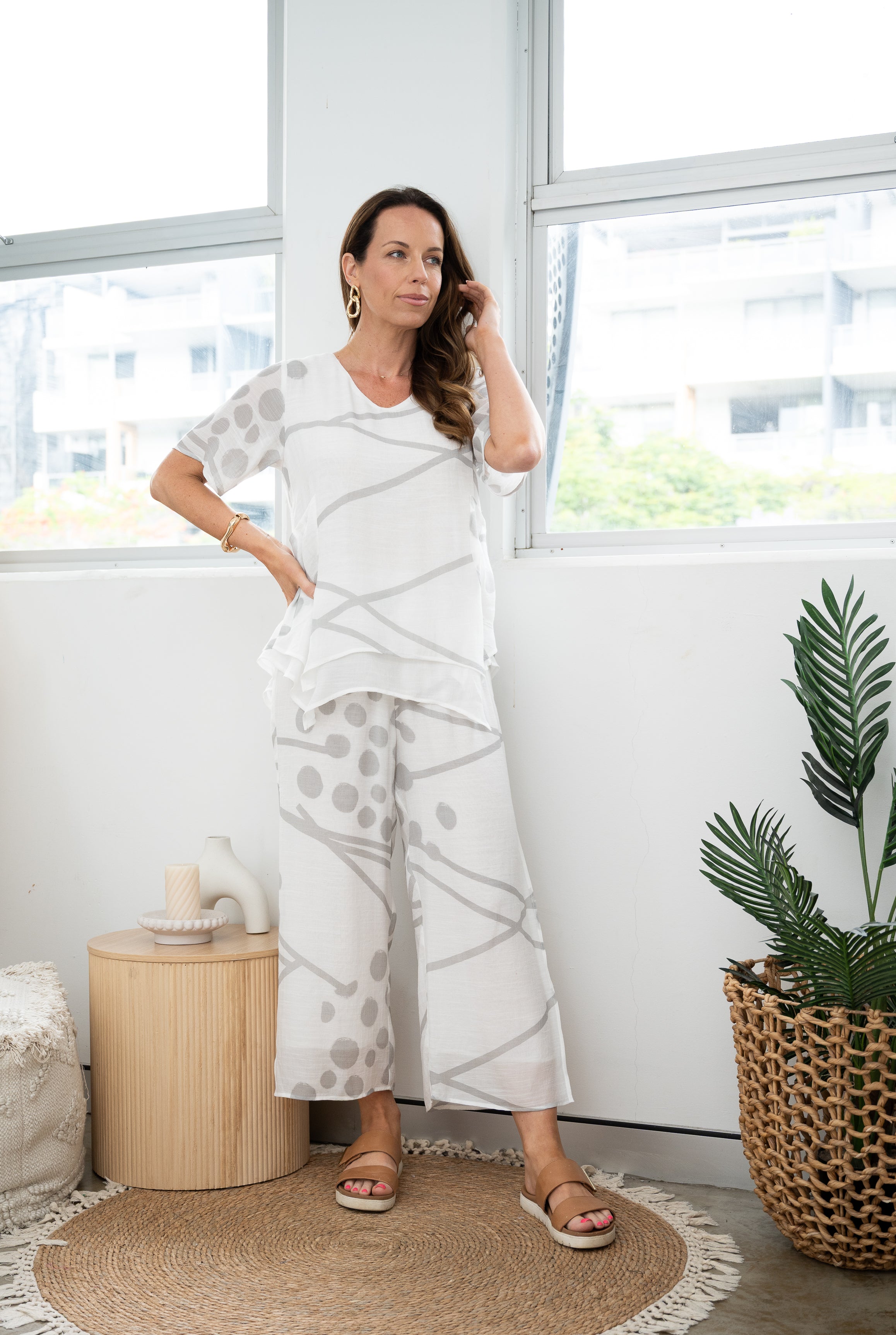 Geometric Abstract Pant Silver