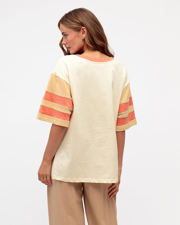 Field Day Tee Beige
