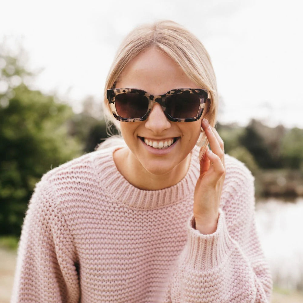 SOEK ZAHRA OPAL TORT SUNGLASSES