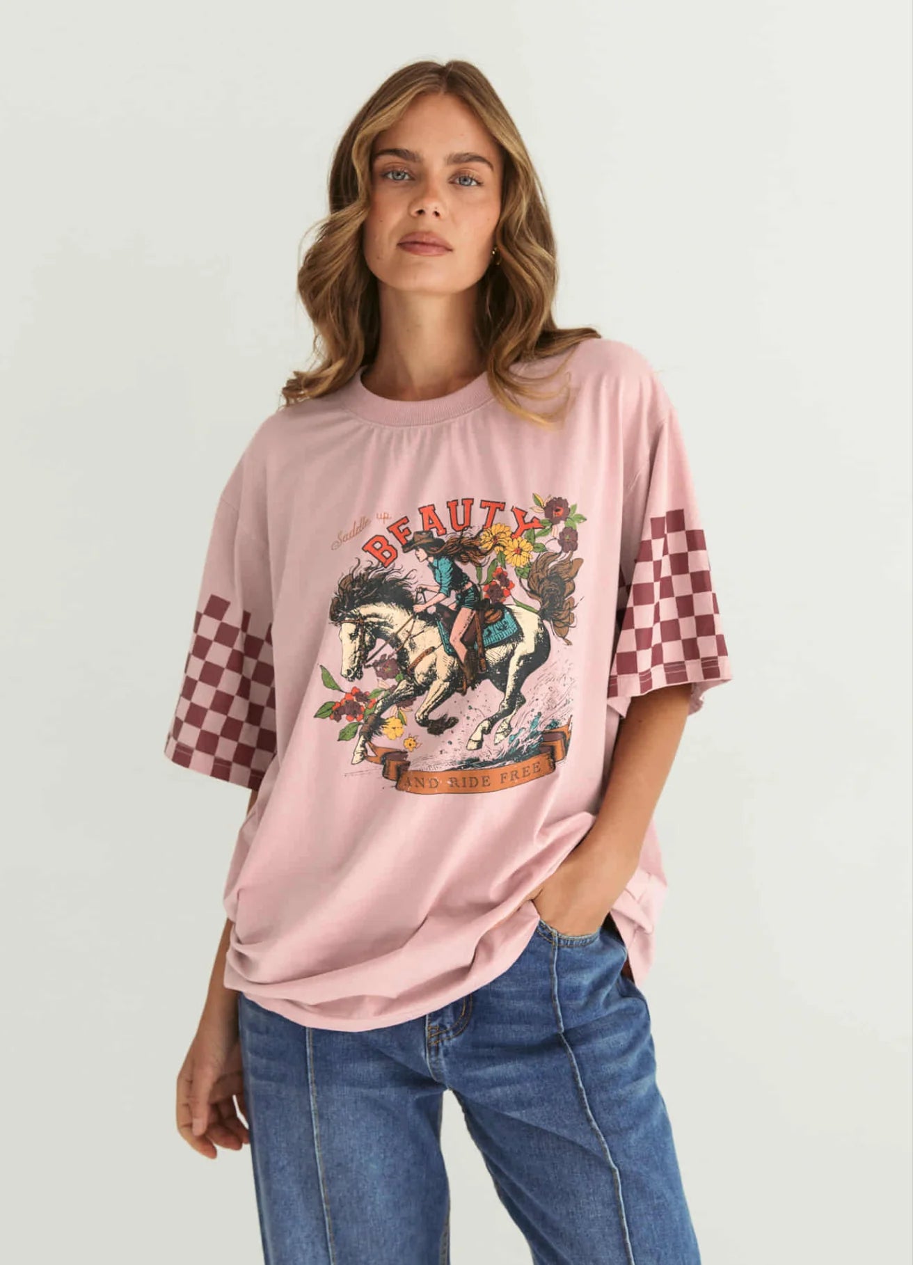 Saddle Up Beauty Slightly Oversized Vintage T-Shirt Pink