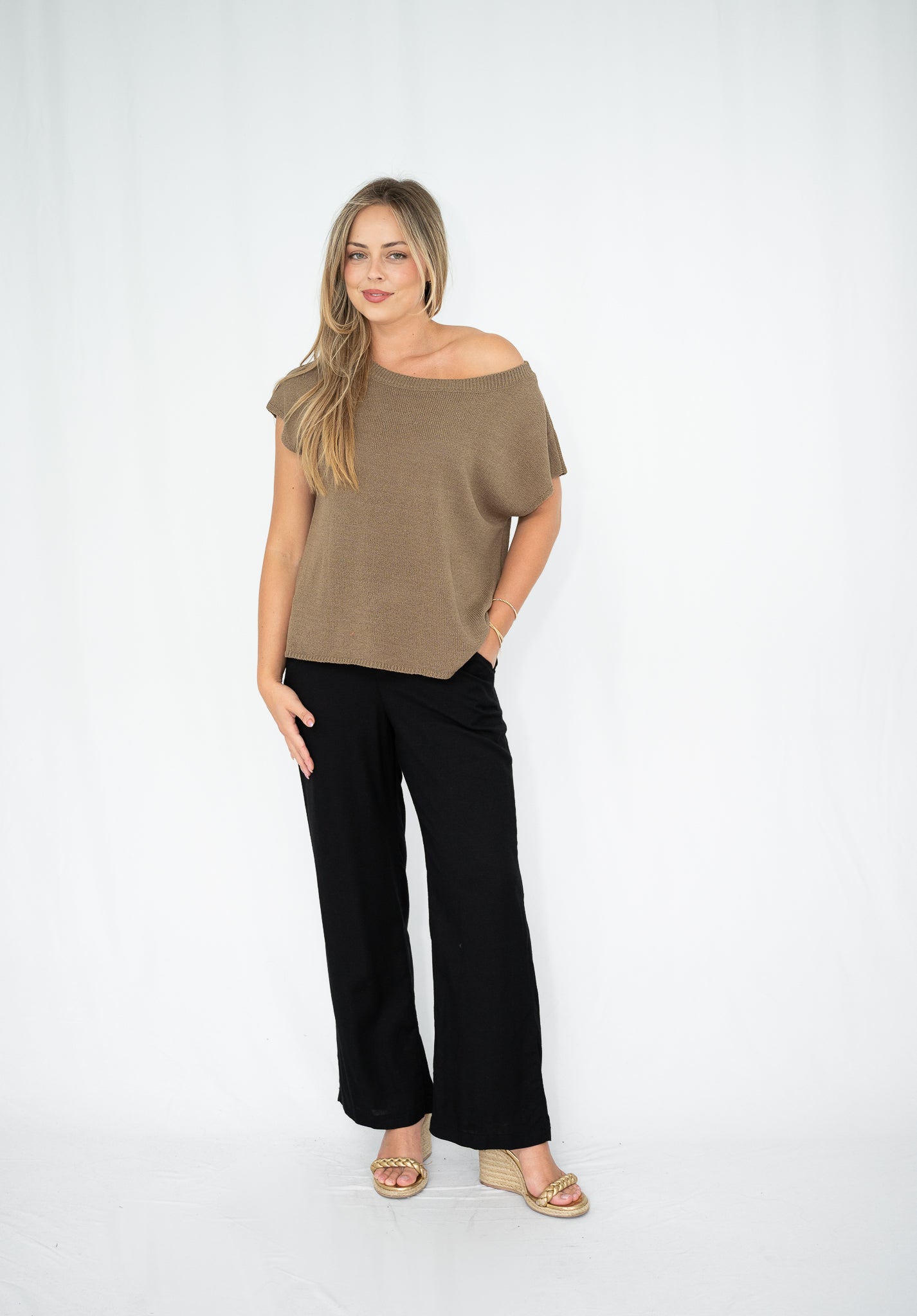 Lia Off-Shoulder Knit Top Coffee