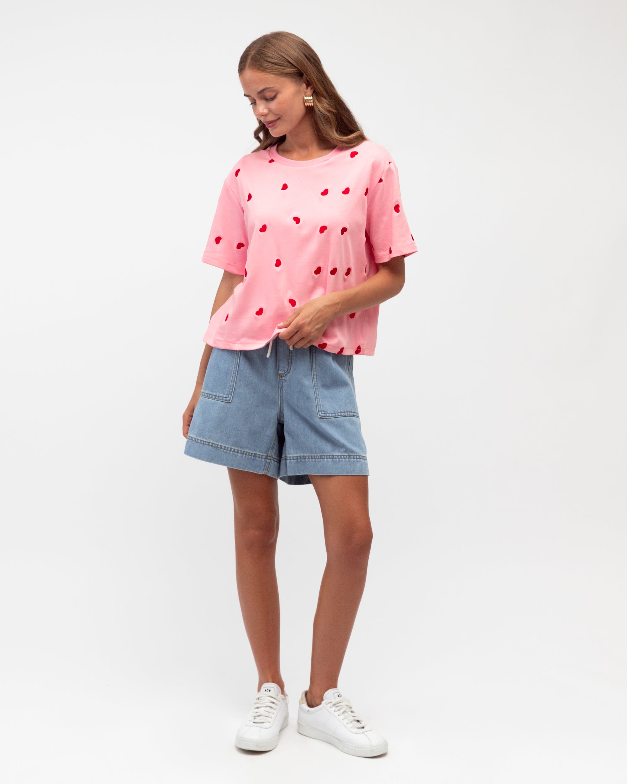 Heart Embroidered Tee Pink