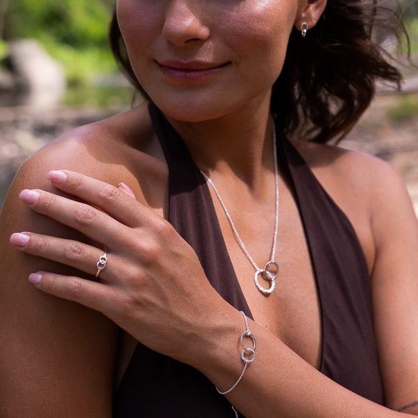 Devoted Necklace in Silver