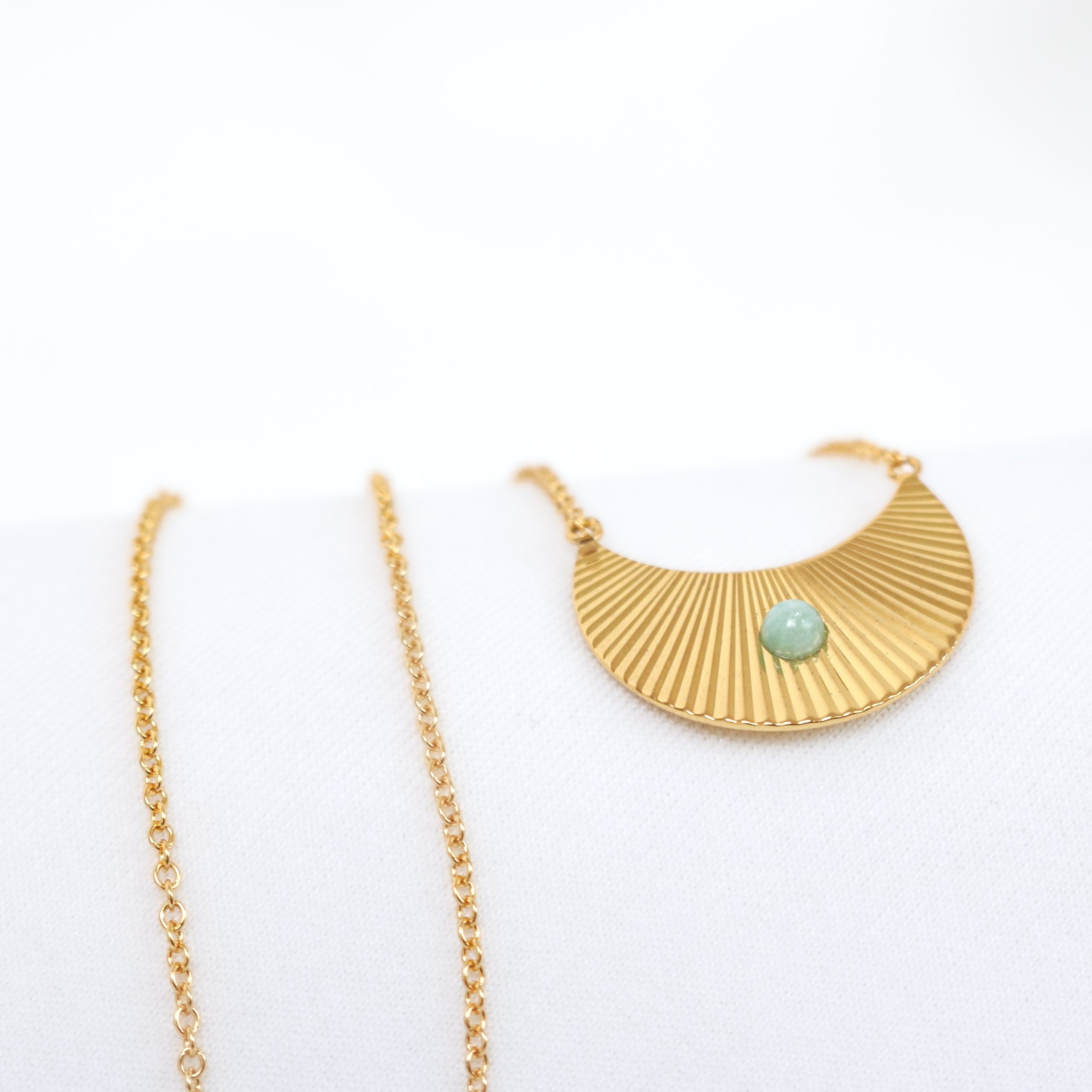 Moon Beam Necklace in Gold with Green Amazonite