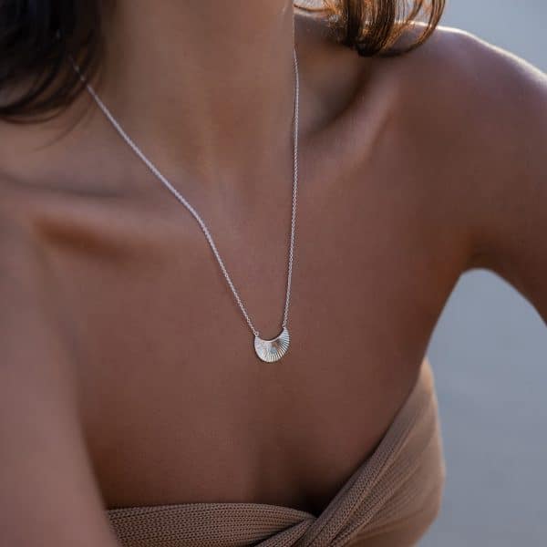 Moon Beam Necklace in Silver with Green Amazonite