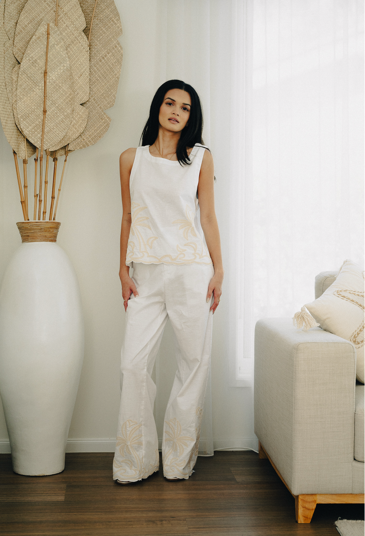 Palm Embroidered Pant White