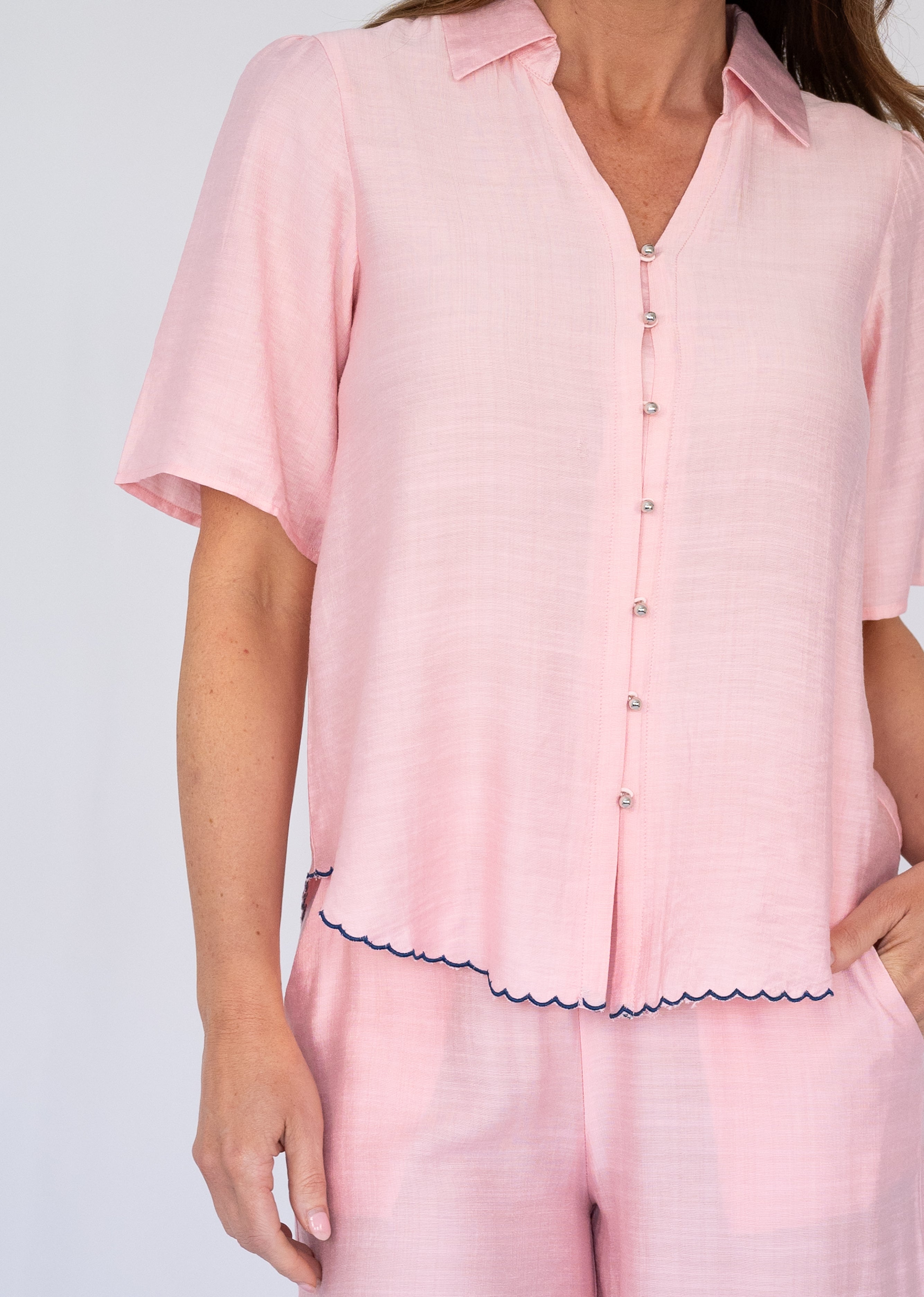 Carlia Scallop Hem Blouse Pink