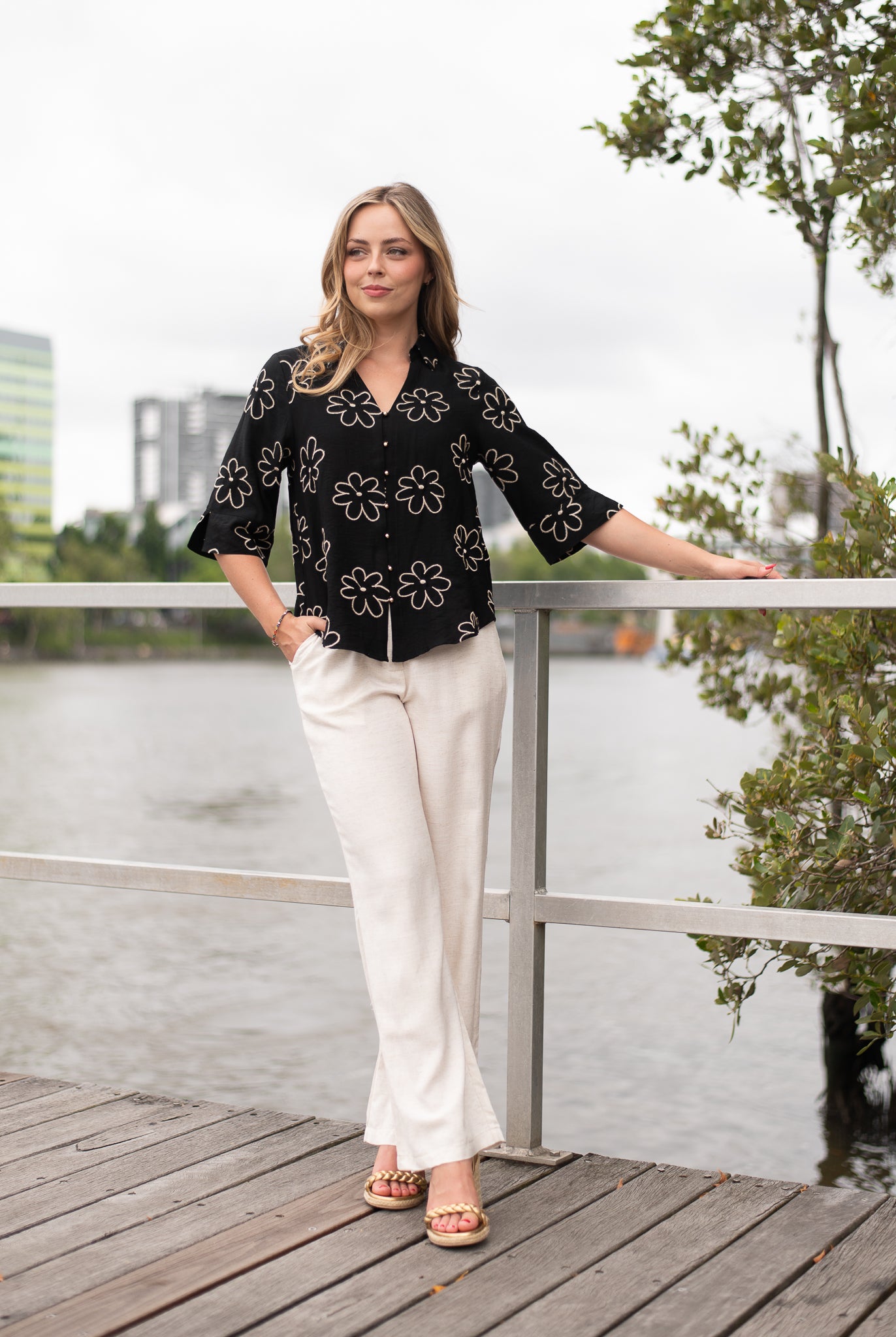 Daisy Embroidered Shirt Black