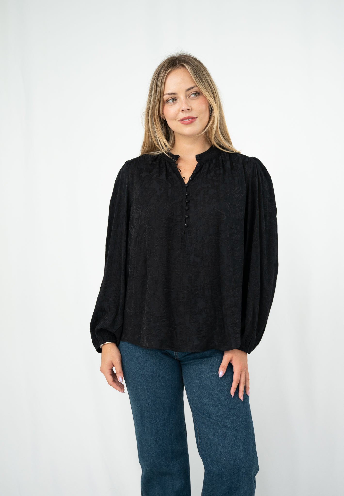 Zahra Jacquard Blouse Black