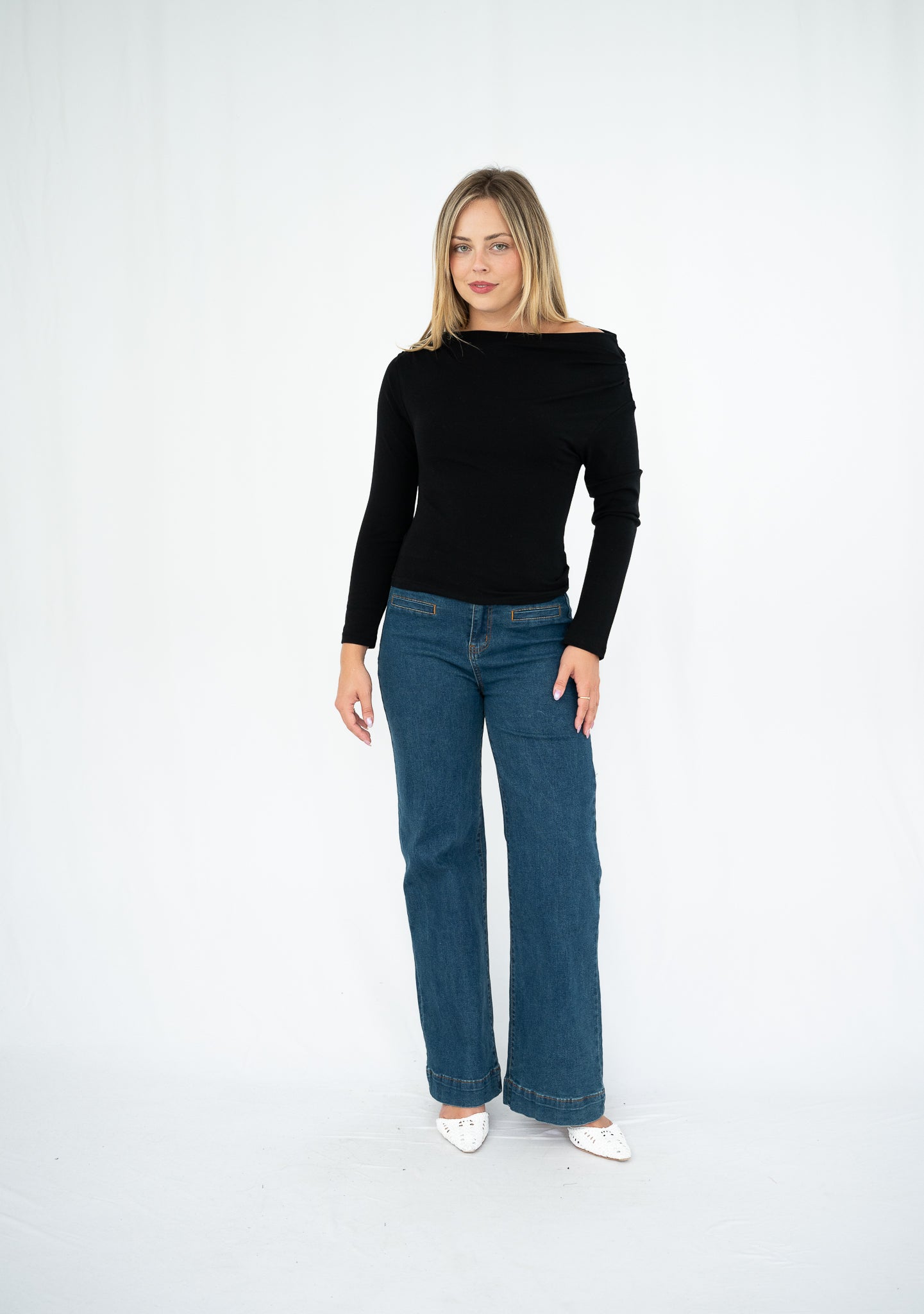 Romi Off-Shoulder Top Black