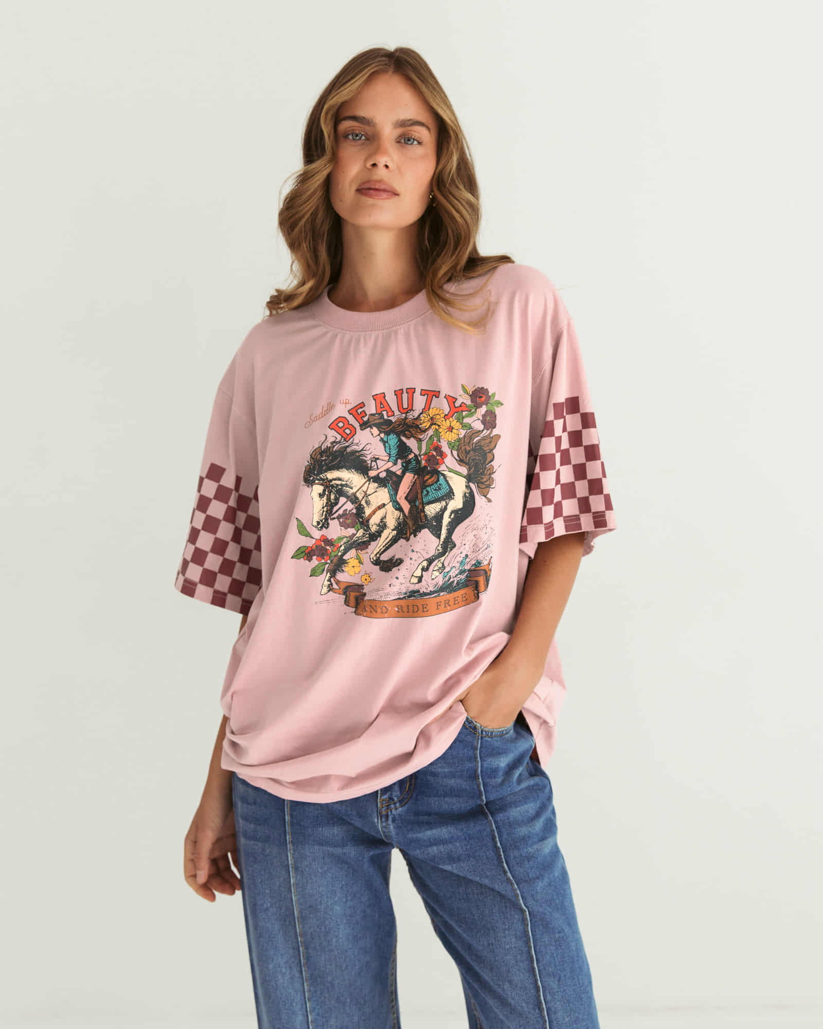 Saddle Up Beauty Slightly Oversized Vintage T-Shirt Pink