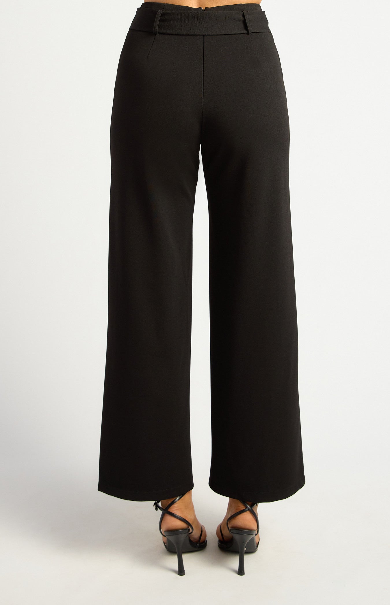 Indira Stretch Belted Pant Black