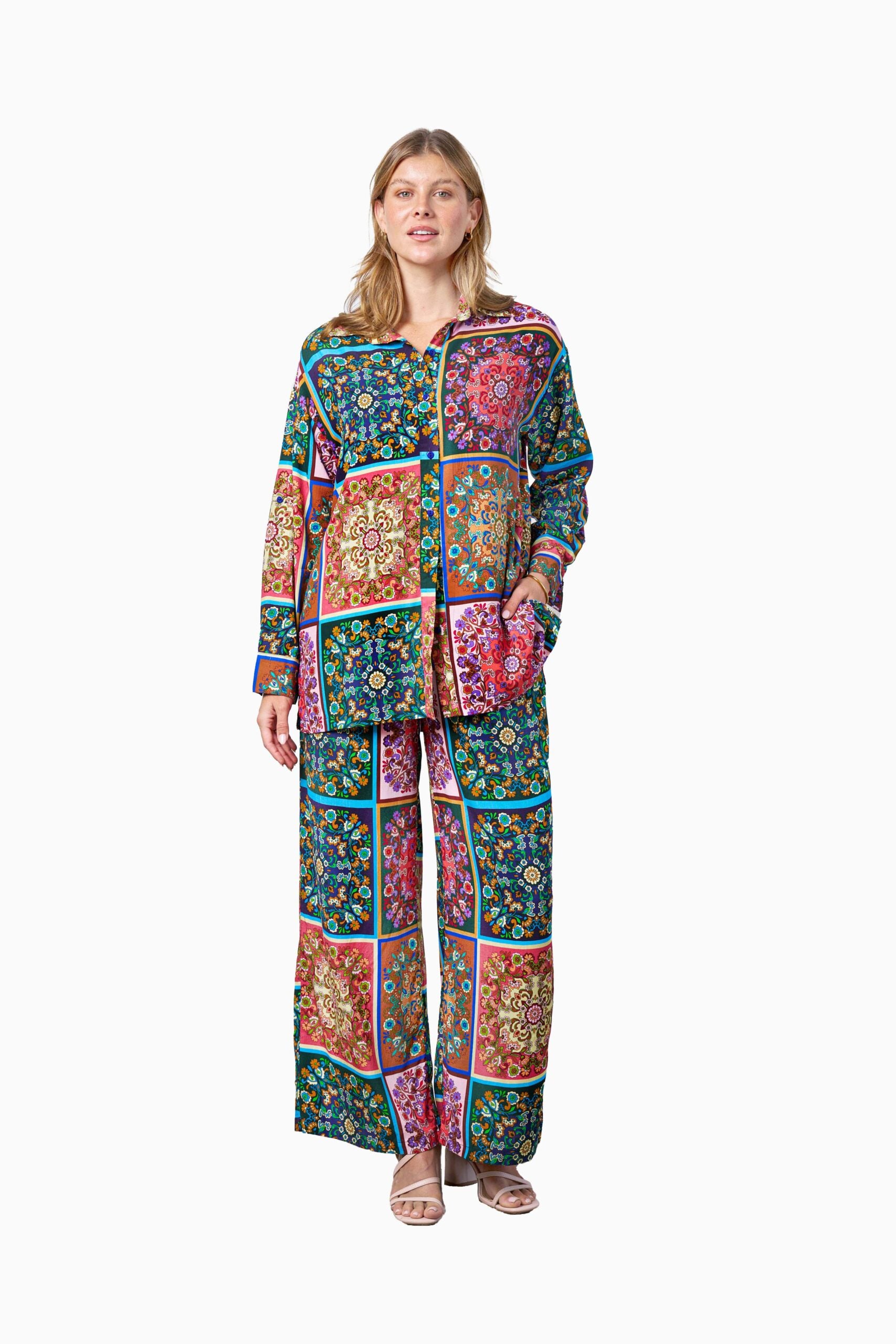 Leon Postcard Print 2 Piece Set
