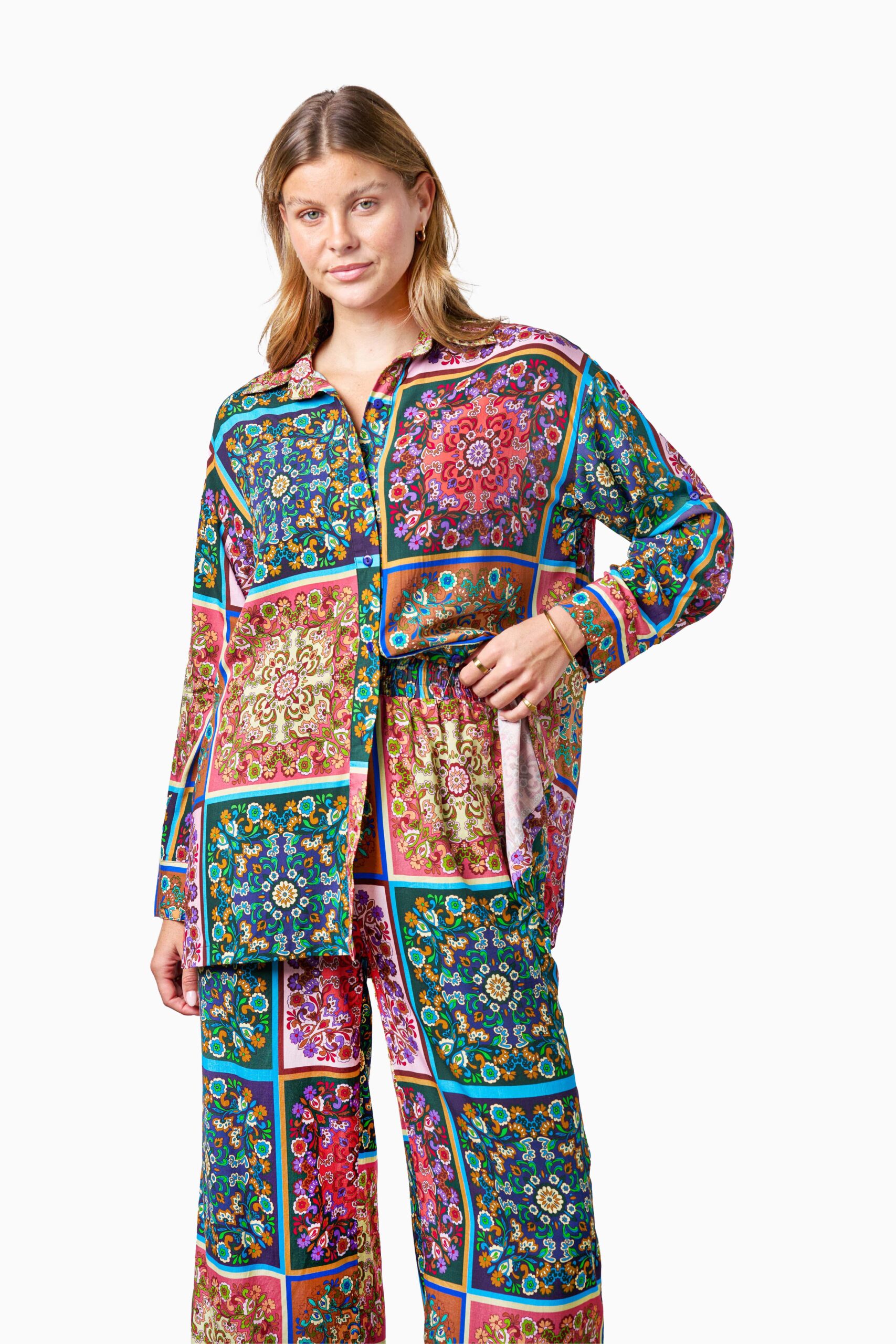 Leon Postcard Print 2 Piece Set
