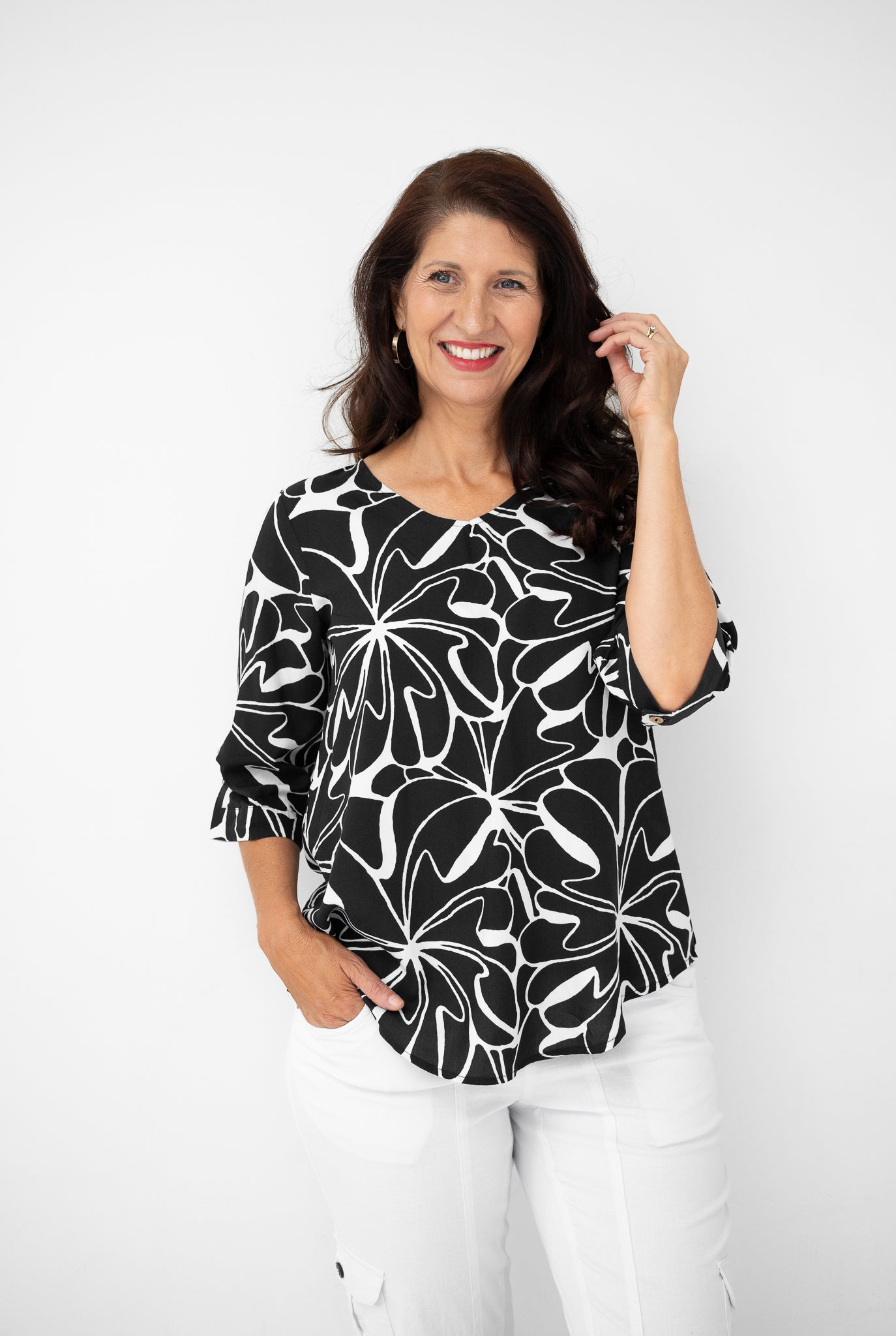 Hani Abstract Button Back Top