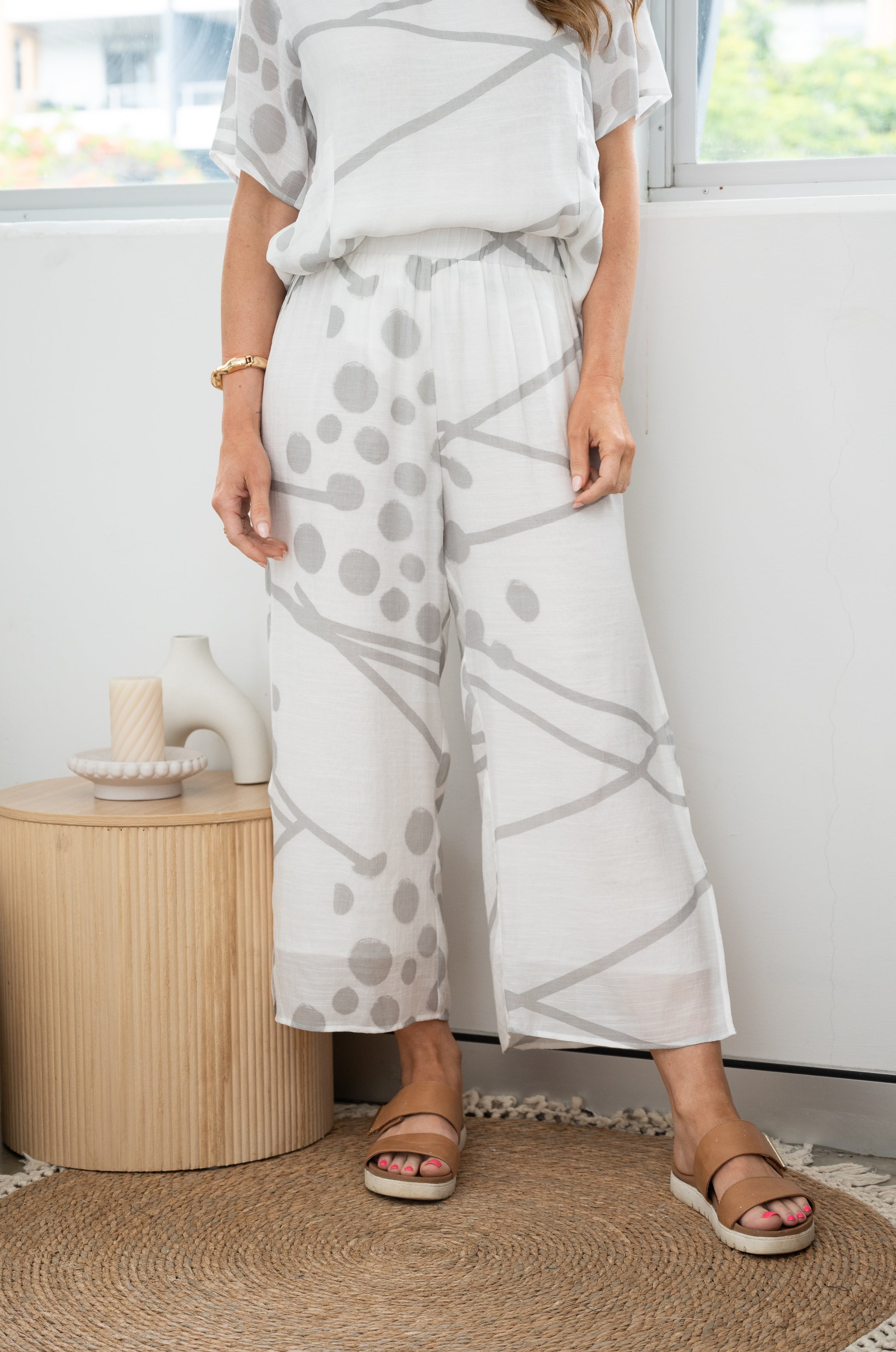 Geometric Abstract Pant Silver