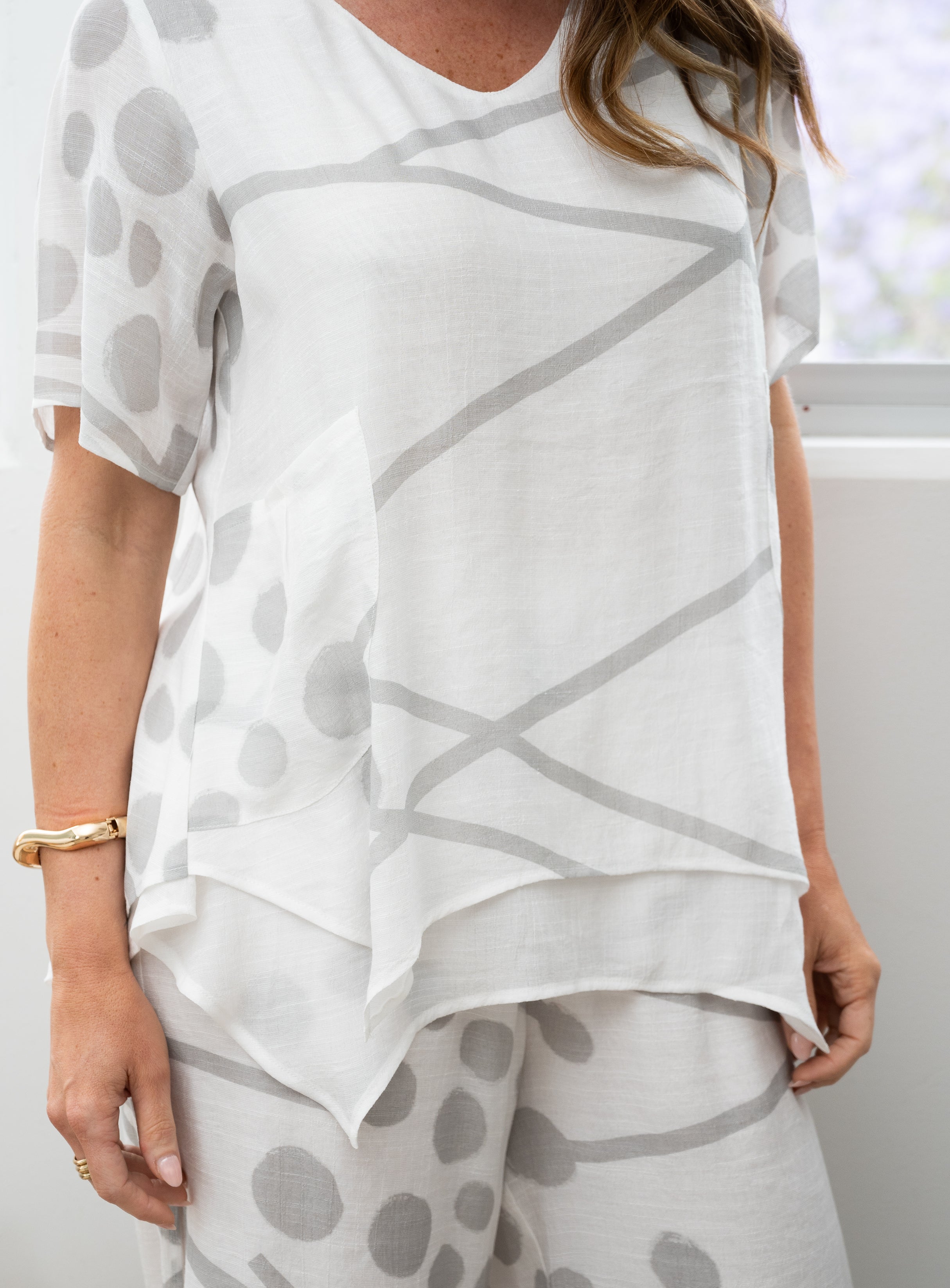 Geometric Abstract Top Silver