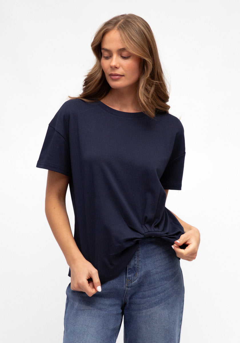 Easy Tuck Tee Navy