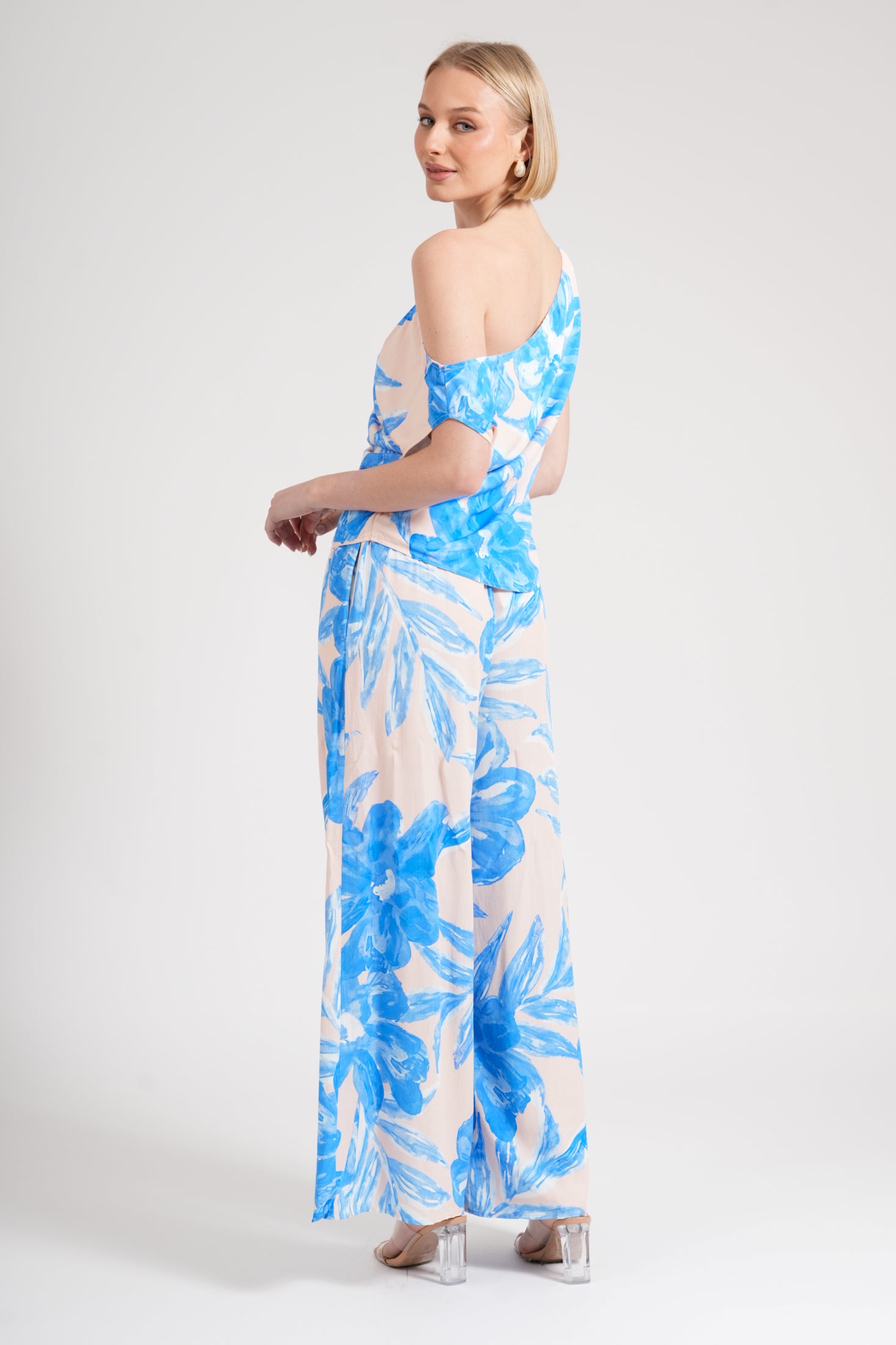 Junia Dropped Shoulder Top