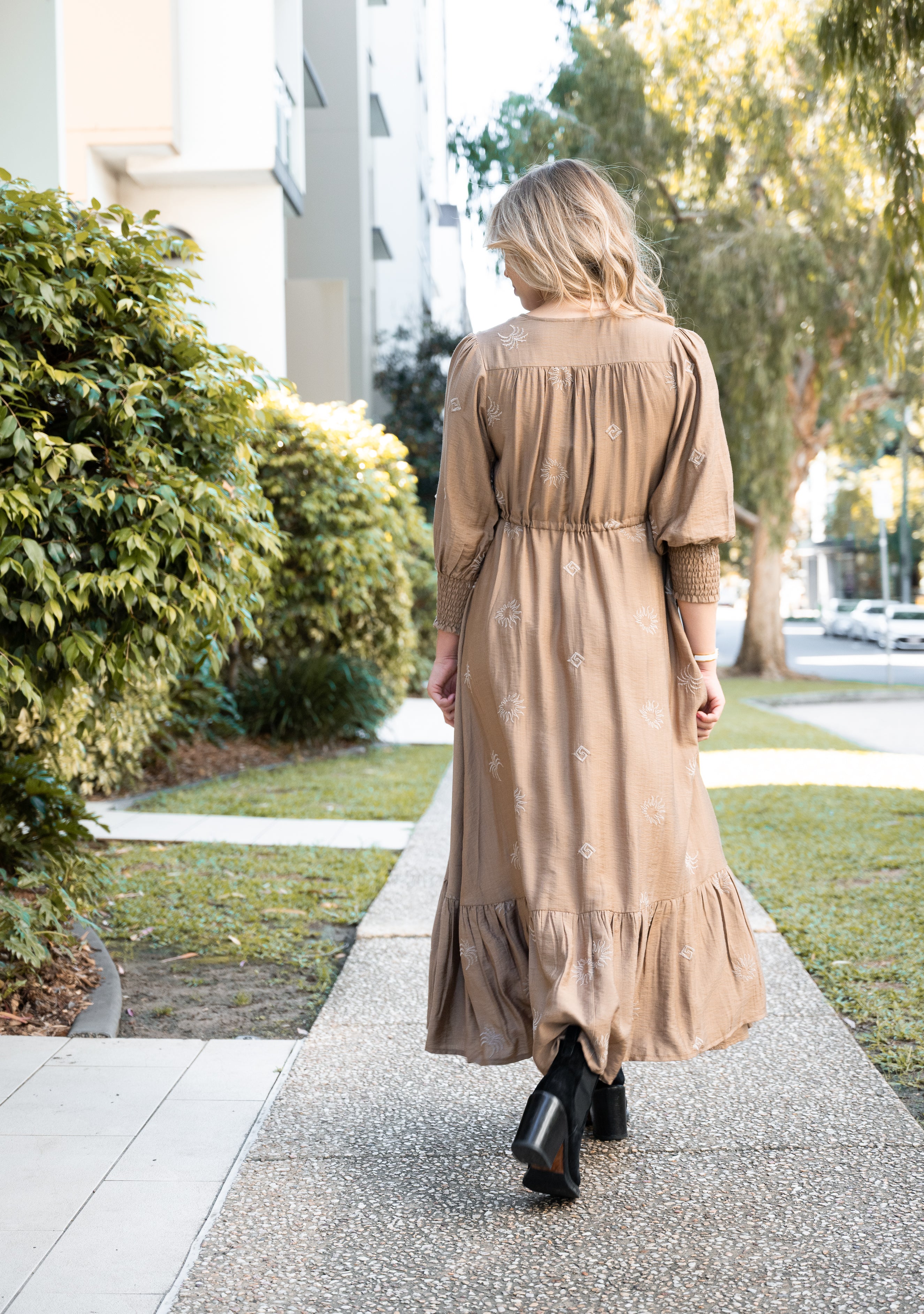 Selma Sun Maxi Dress Mocha