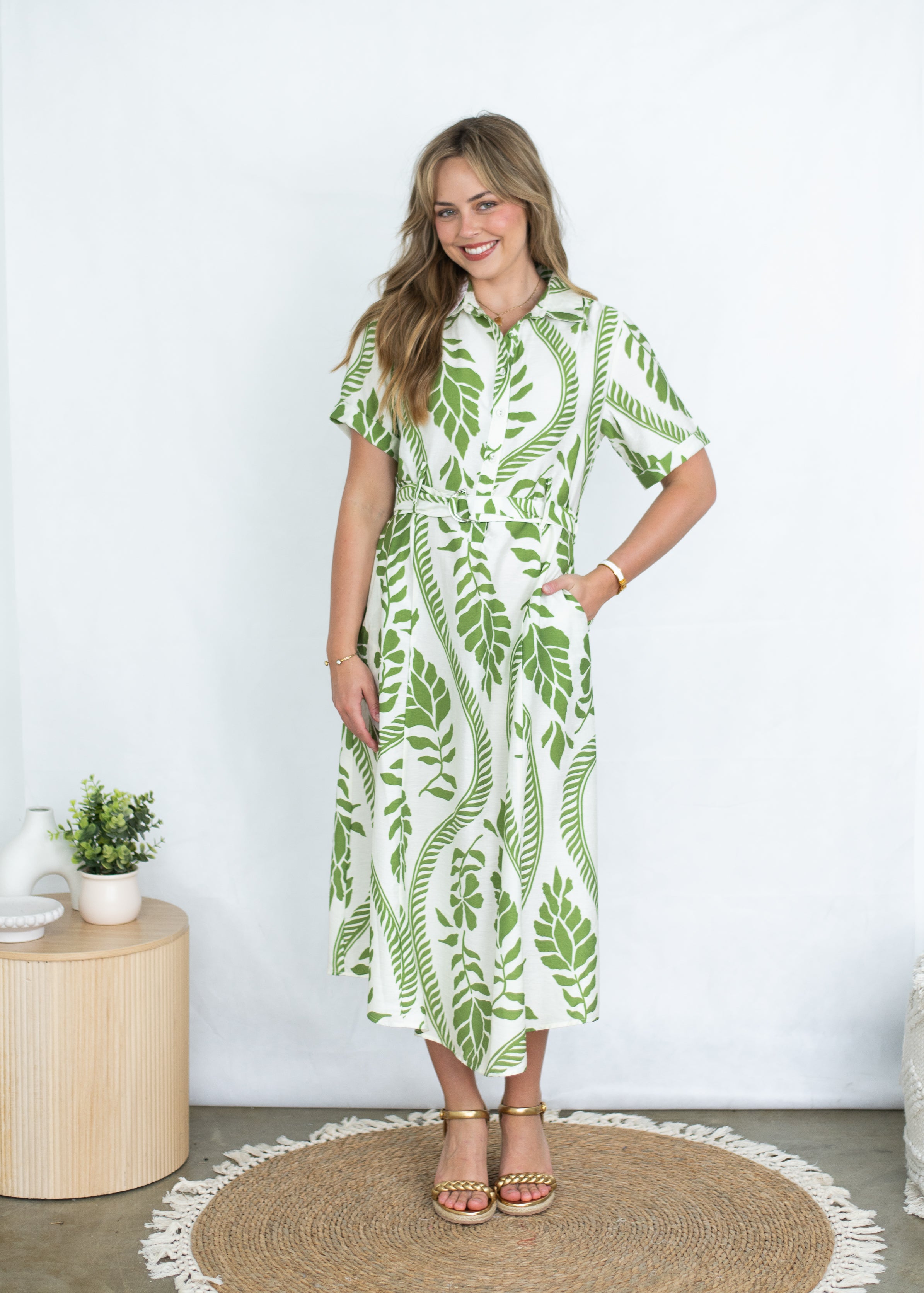 Junella Short Sleeved Dress Olive