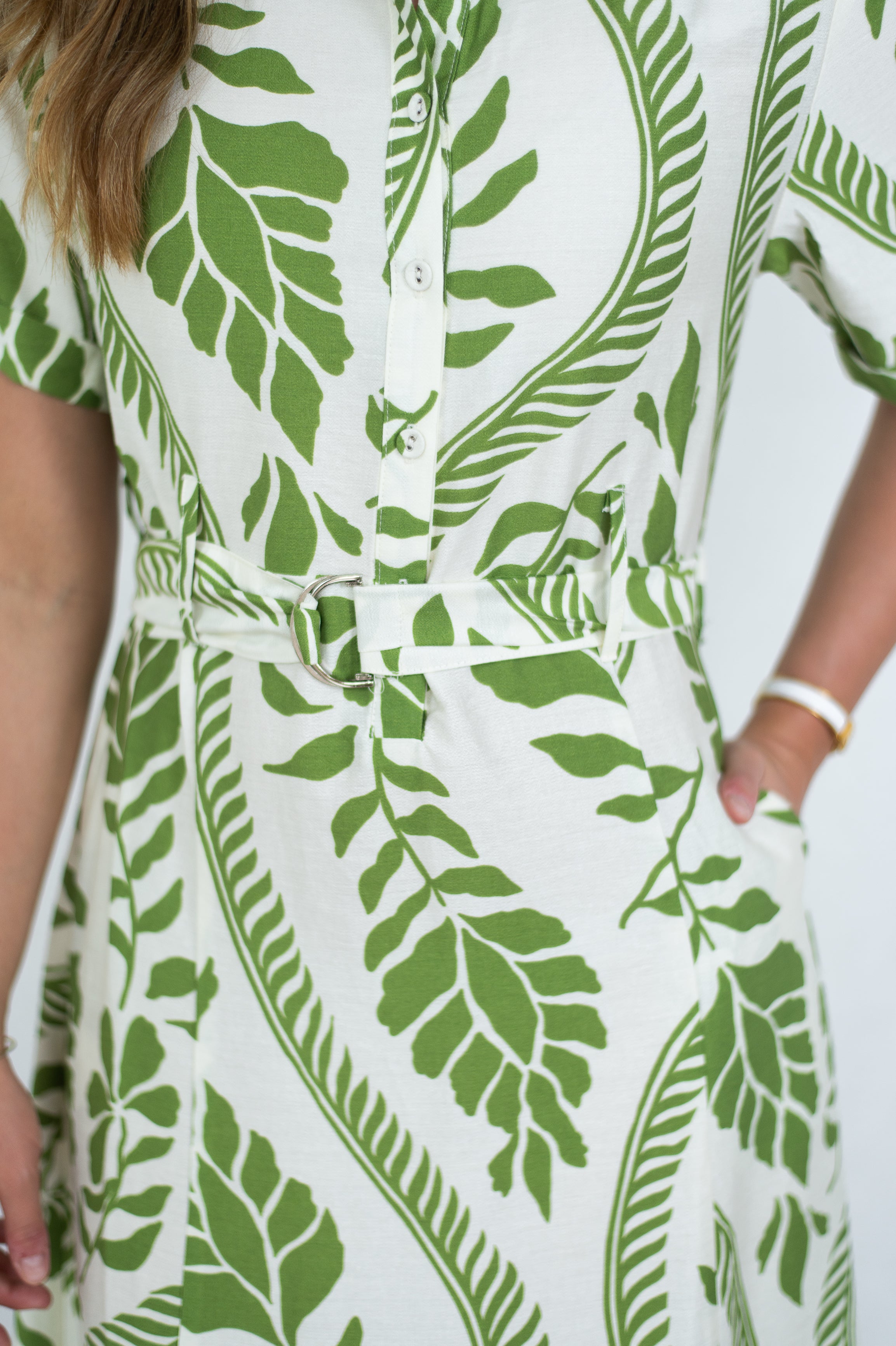 Junella Short Sleeved Dress Olive