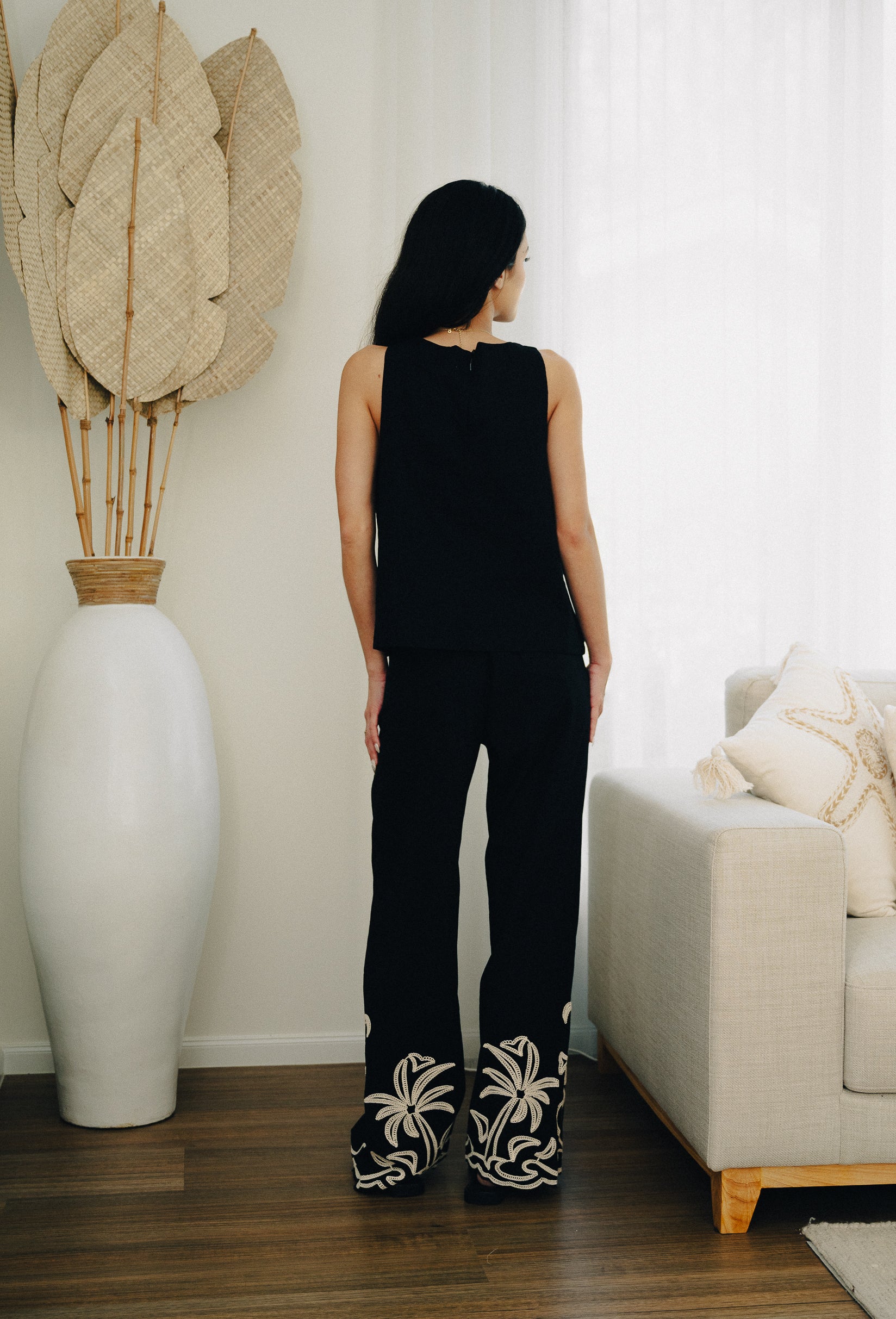 Palm Embroidered Pant Black