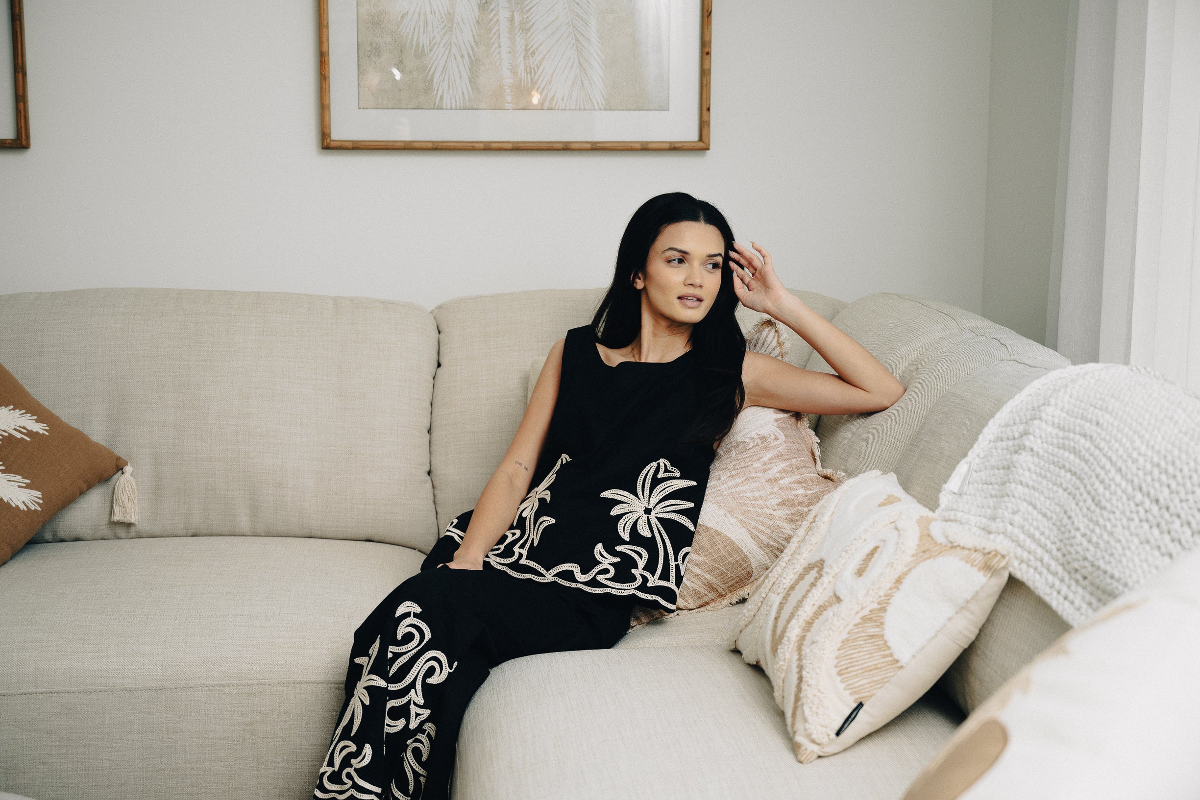 Palm Embroidered Pant Black