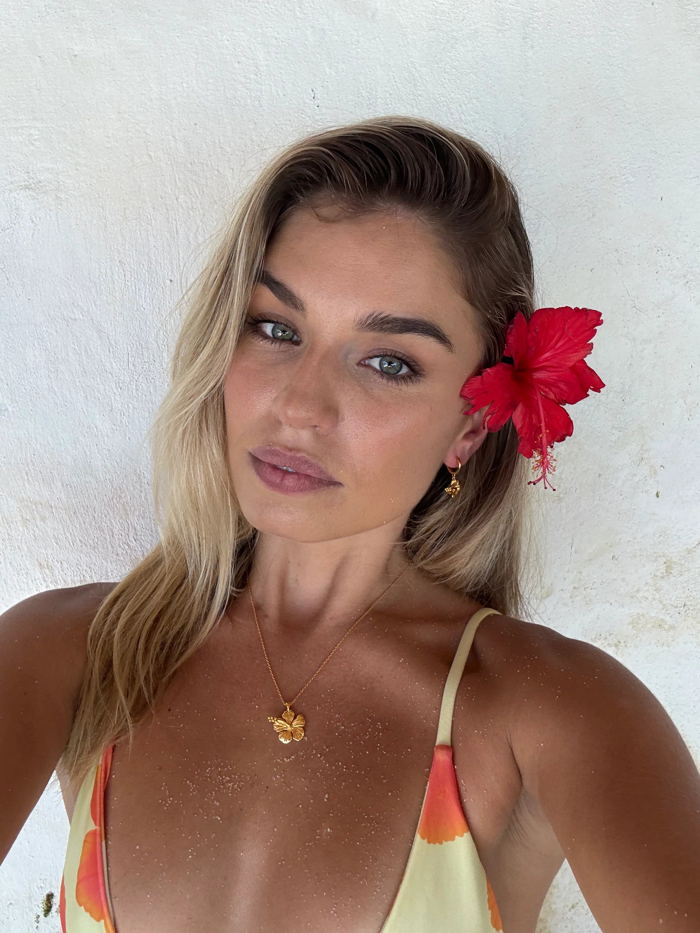 Hibiscus Necklace 18K Gold Vermeil