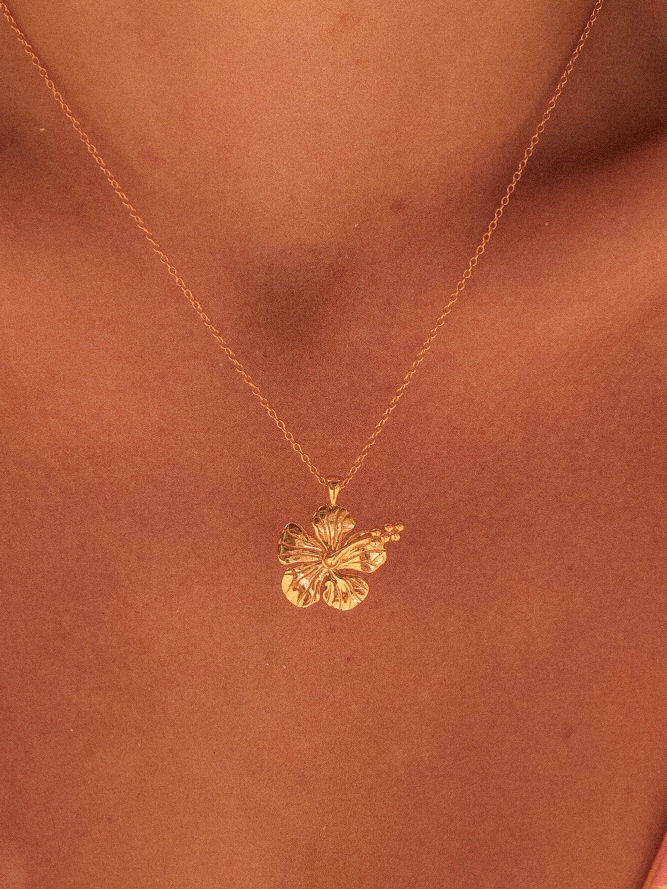 Hibiscus Necklace 18K Gold Vermeil