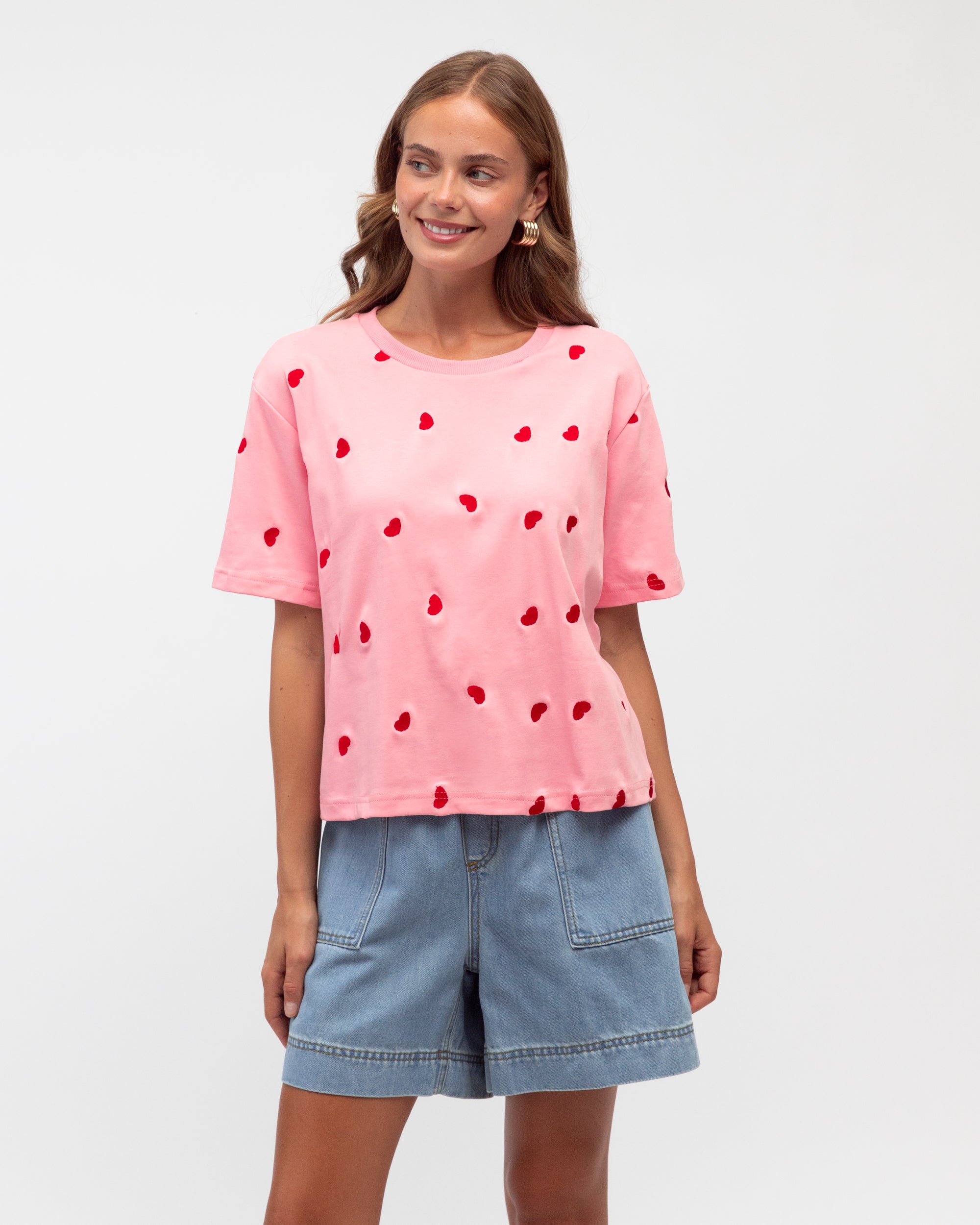 Heart Embroidered Tee Pink