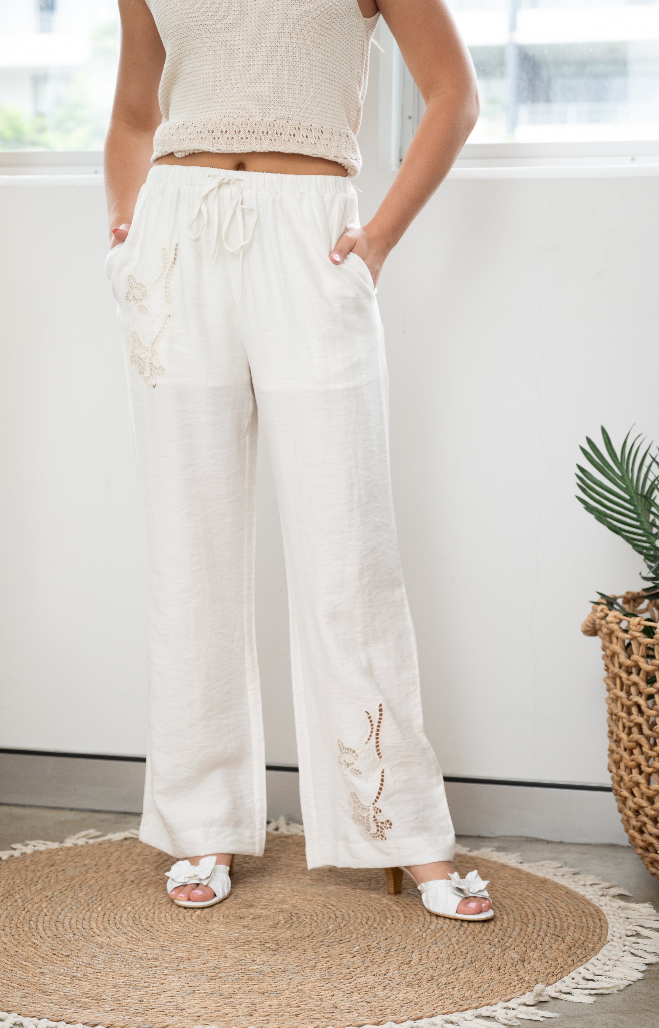 Sol Beige Embroidered Pant