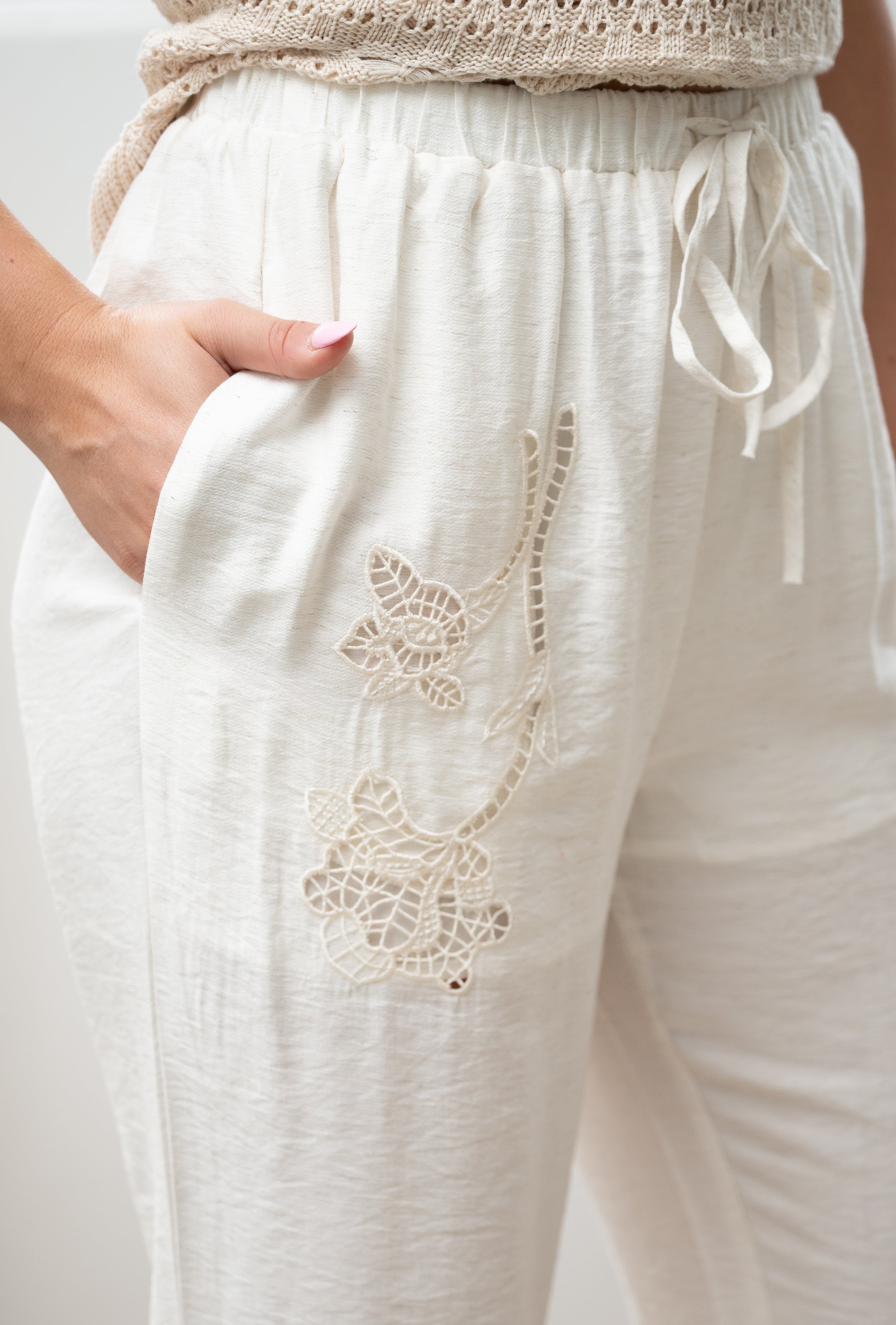 Sol Beige Embroidered Pant