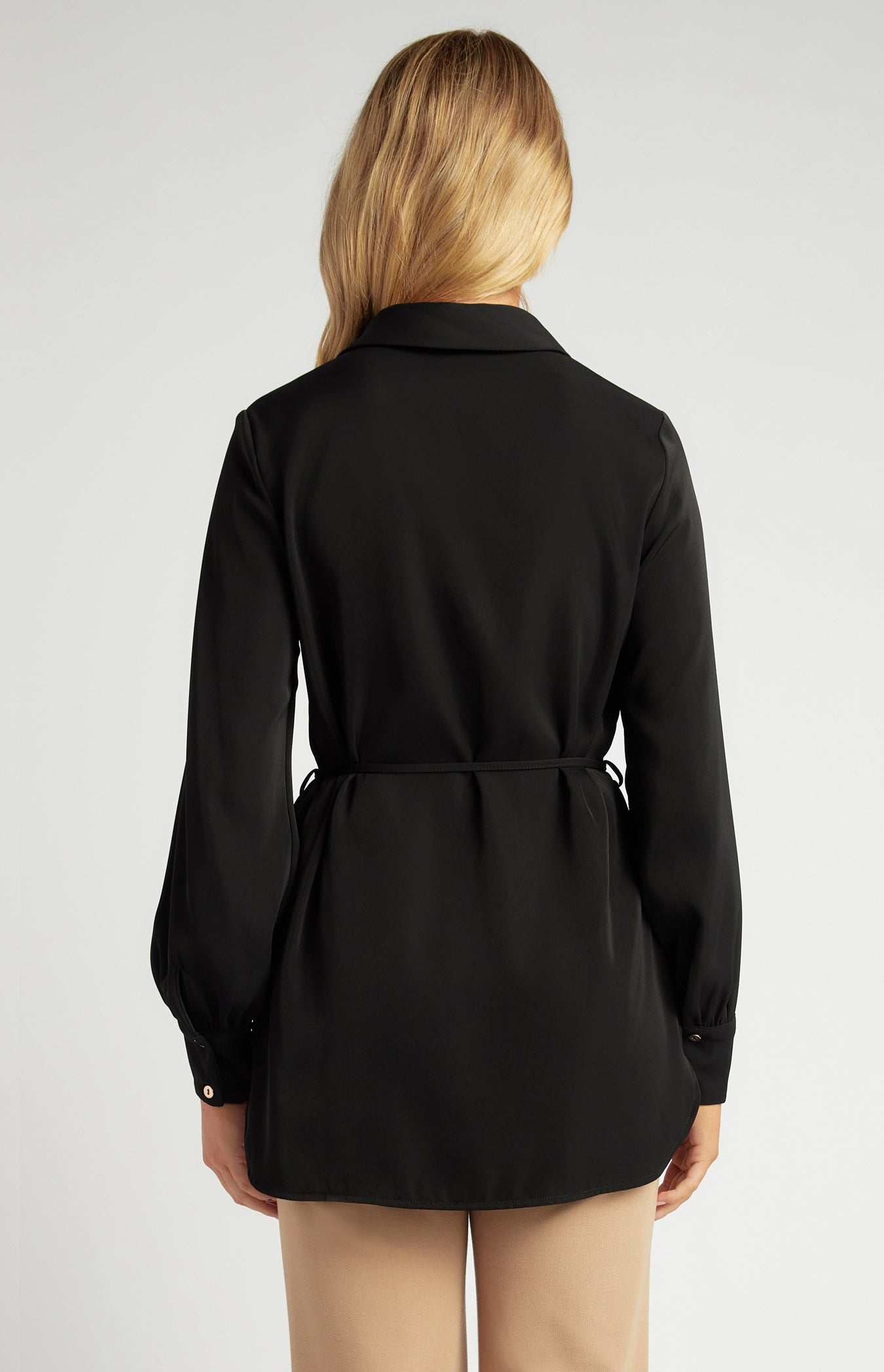 Leonie Longline Shirt Black