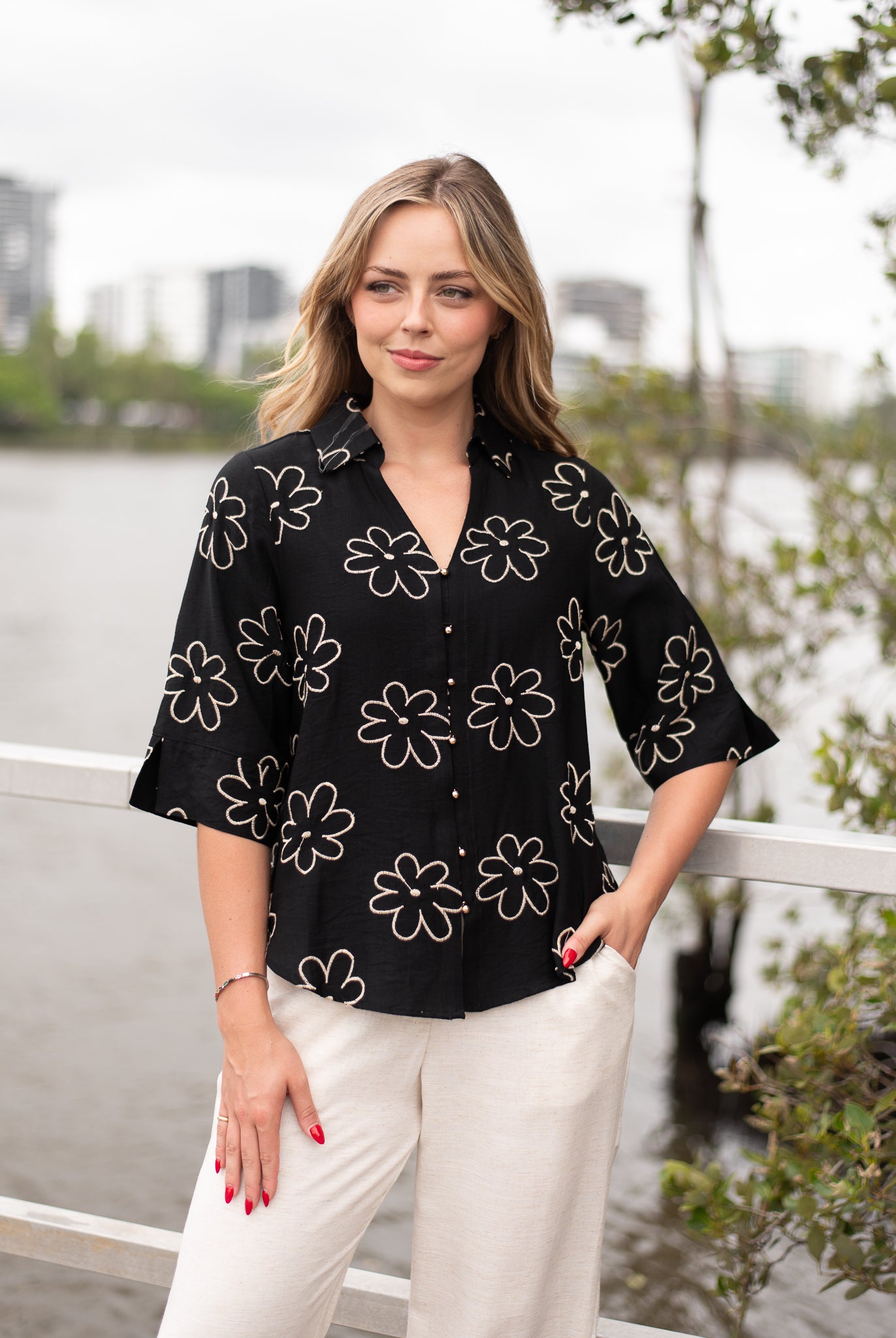Daisy Embroidered Shirt Black