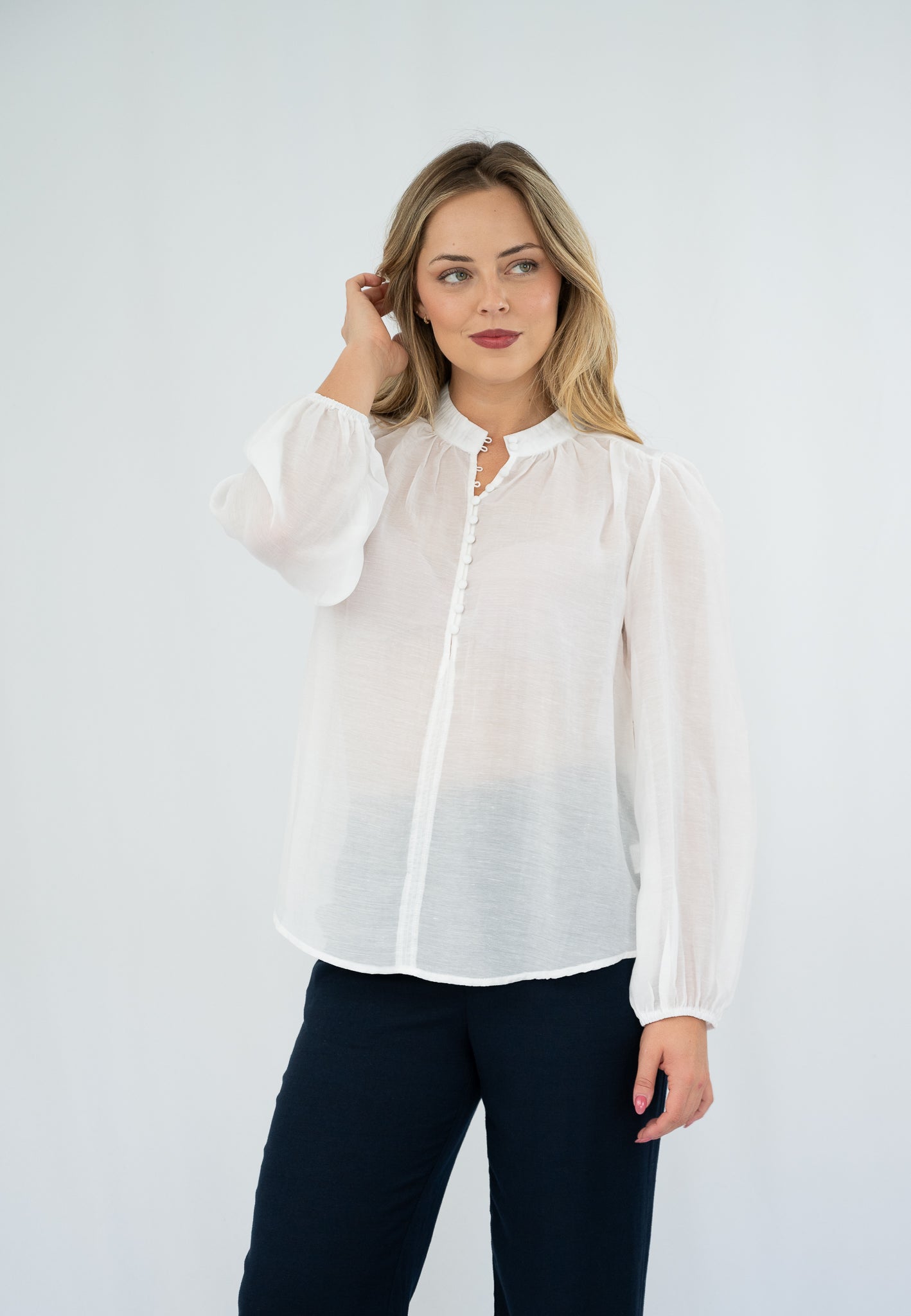 Nevena Blouse White