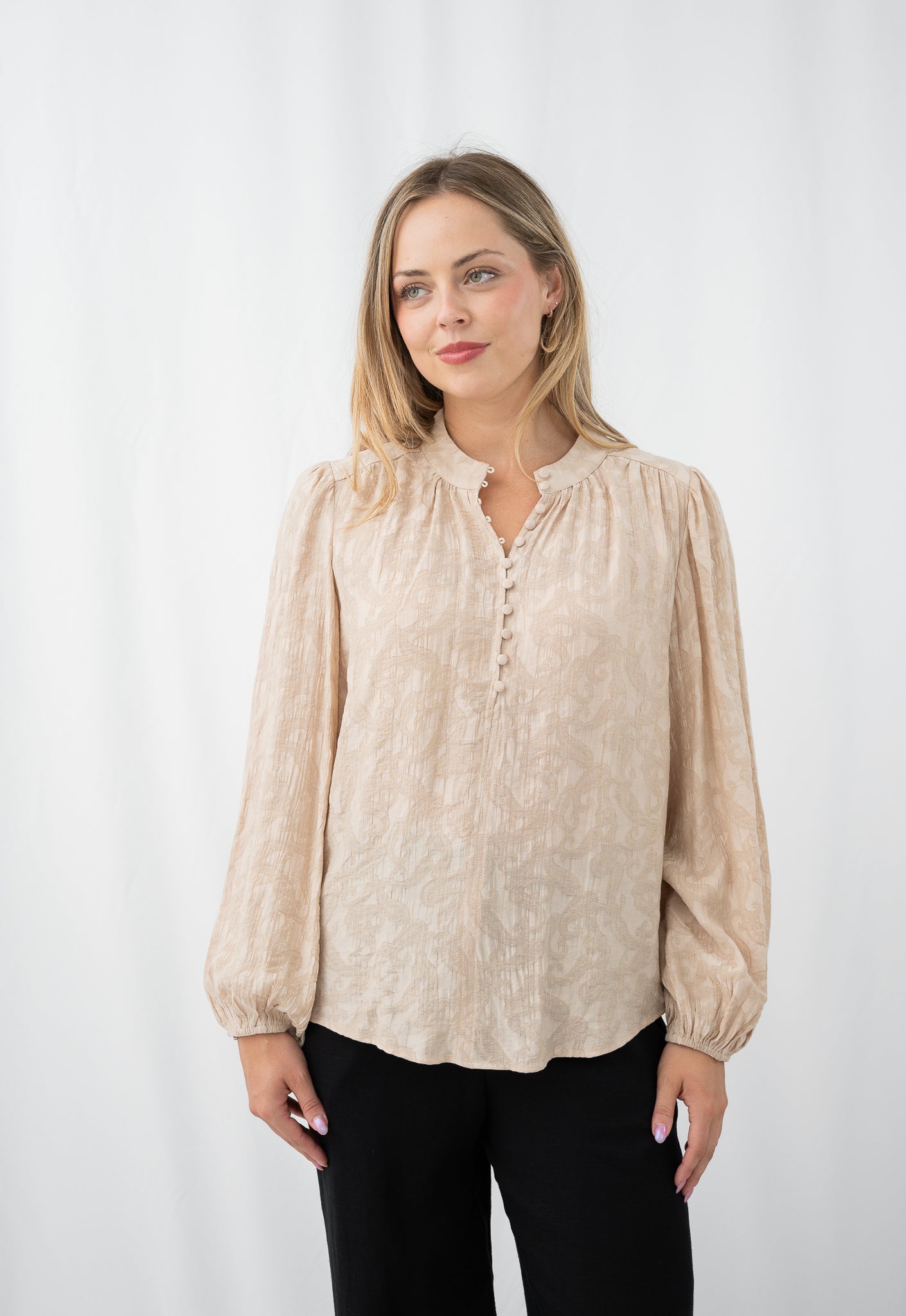 Zahra Jacquard Blouse Beige