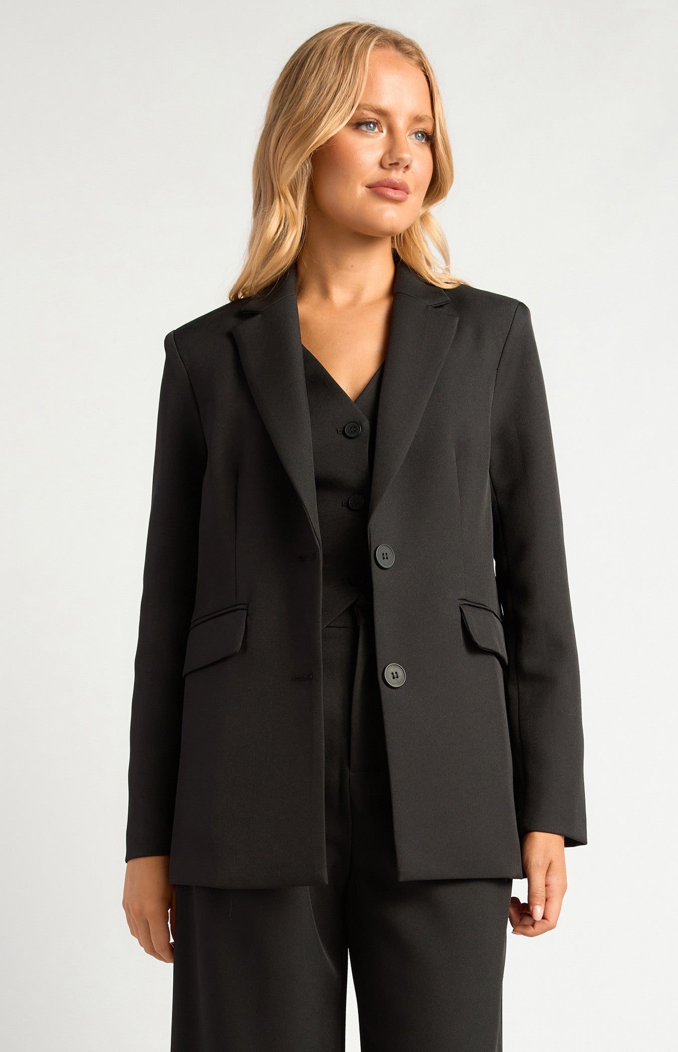 Jacqui Oversized Blazer Black