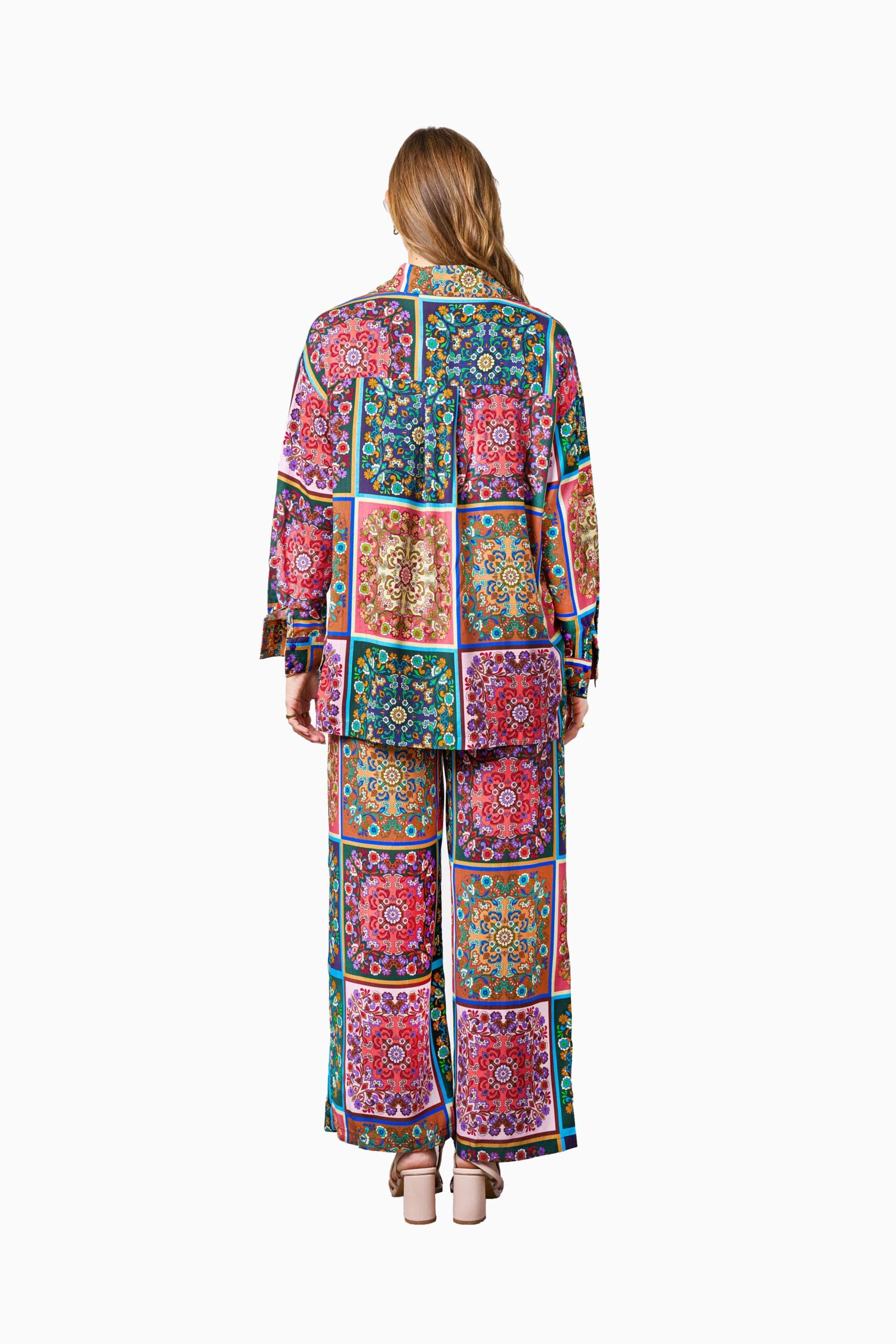 Leon Postcard Print 2 Piece Set